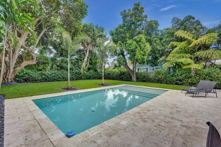 hibiscus house gallery image 2