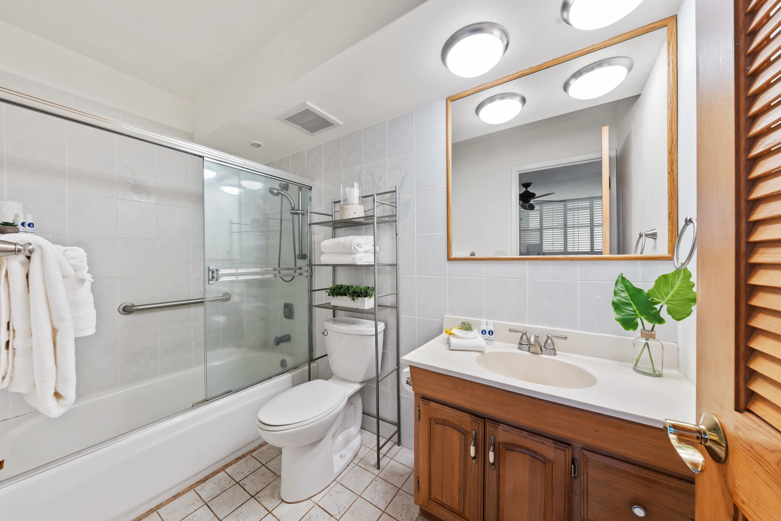 Condo in Wailuku · ★4.67 · 2 bedrooms · 3 beds · 2 private baths - Image 24
