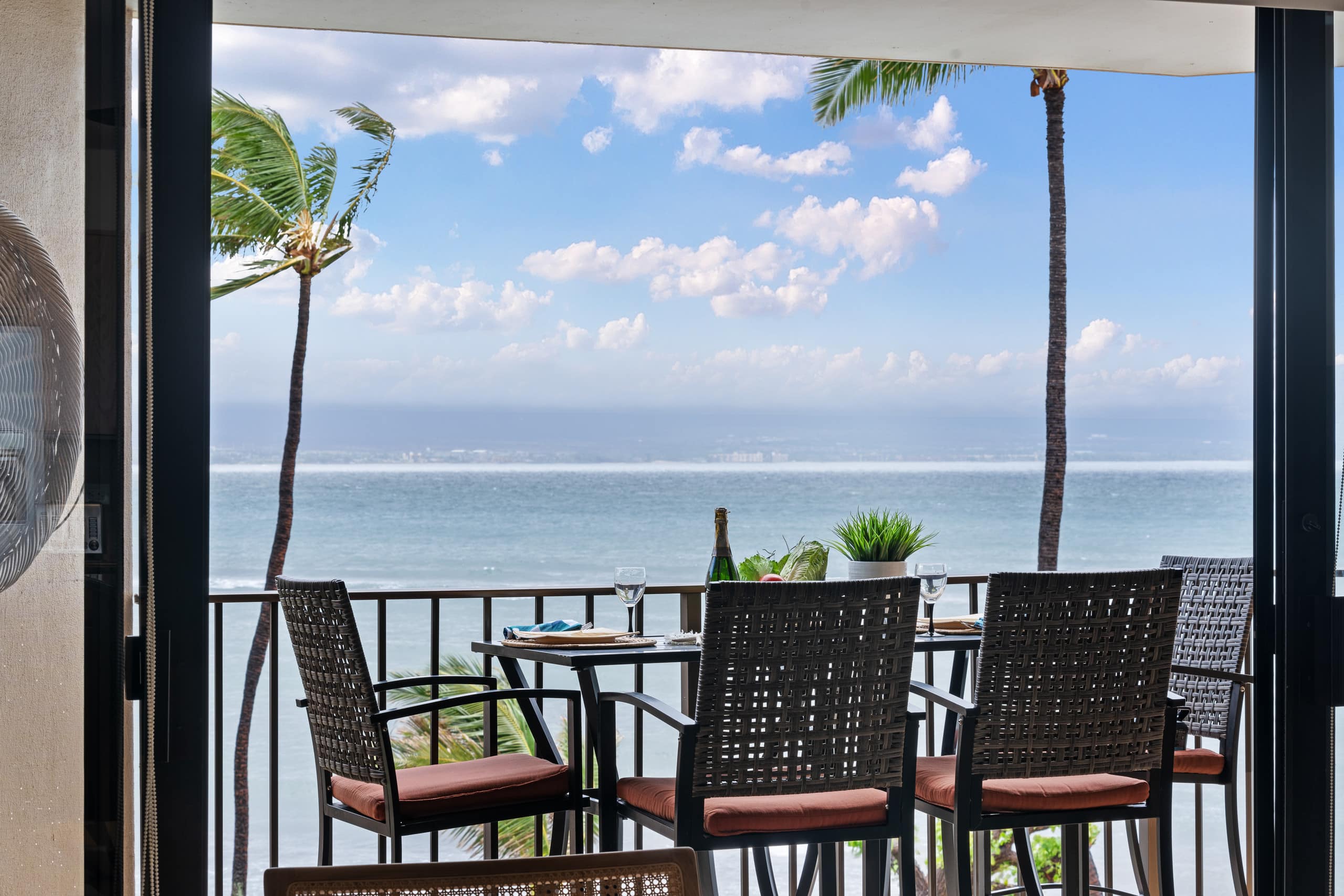 Condo in Wailuku · ★4.67 · 2 bedrooms · 3 beds · 2 private baths - Image 1