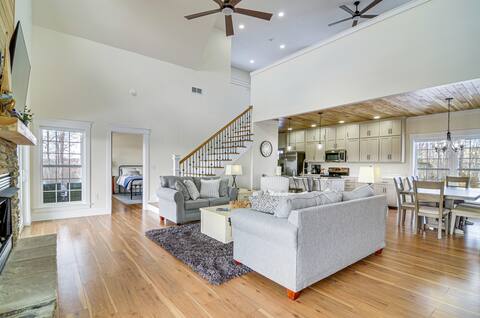 Dale Hollow Cottage w/ Covered Porch & Lake Views!