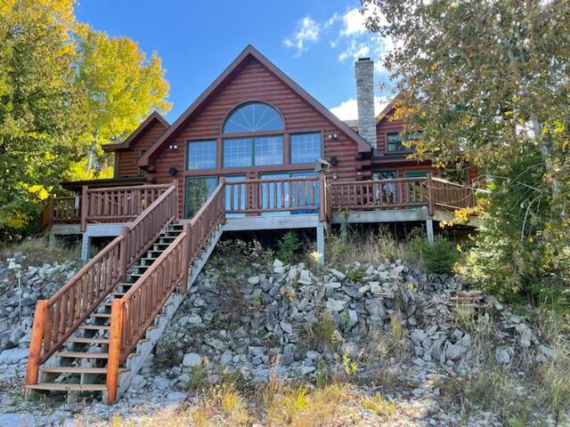 Drummond Island Hotel & Vacation Homes managed Airbnb listing 2