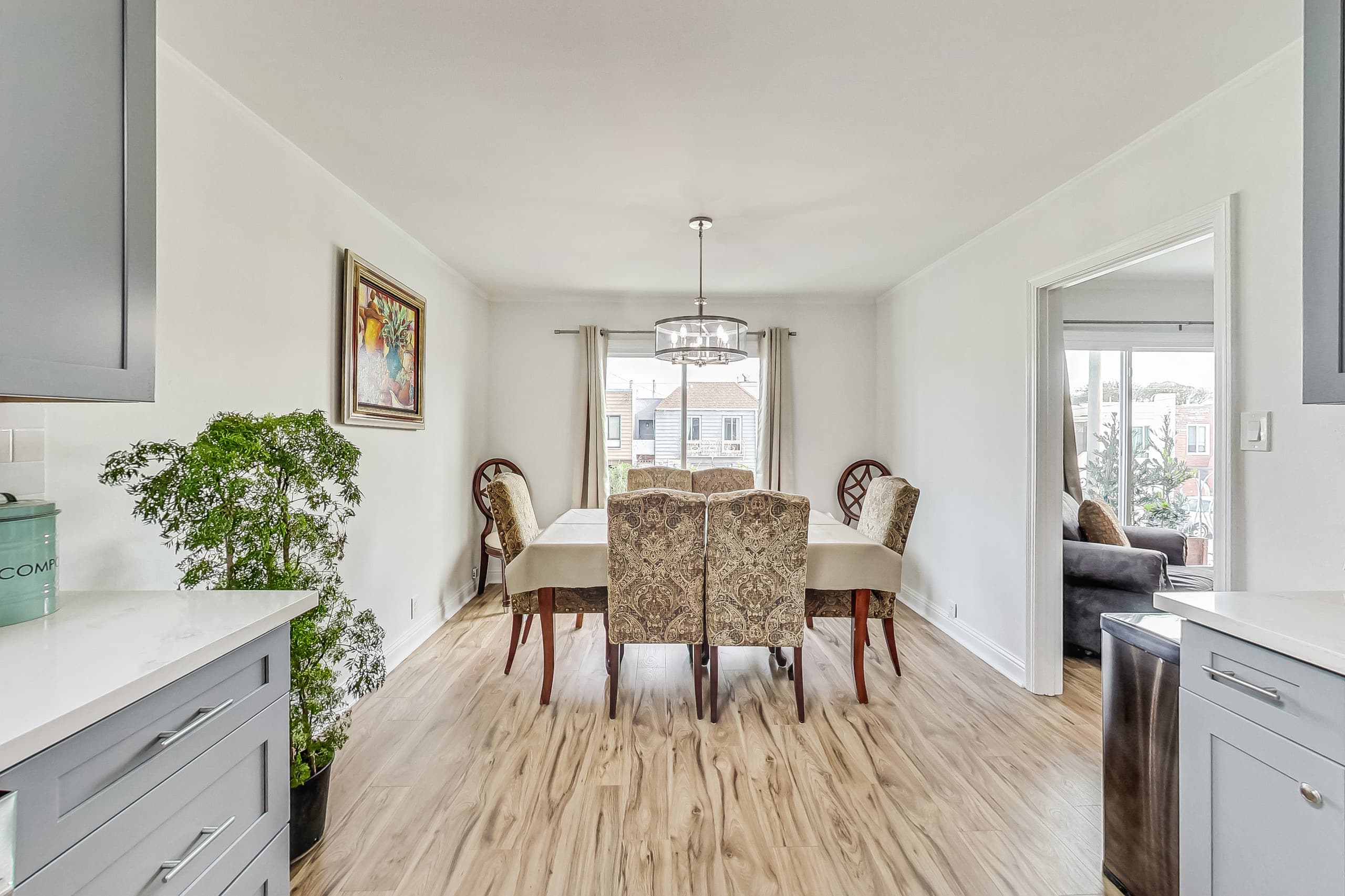 Home in San Francisco · ★4.6 · 3 bedrooms · 3 beds · 1 bath - Image 11