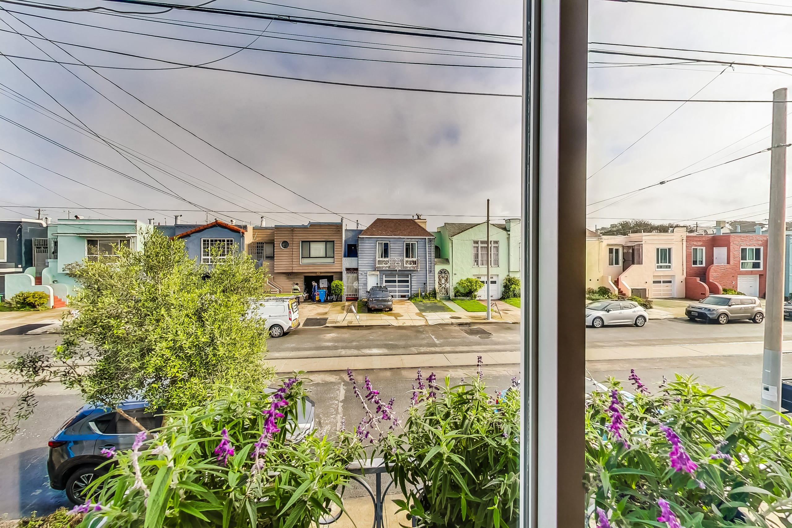 Home in San Francisco · ★4.6 · 3 bedrooms · 3 beds · 1 bath - Image 14