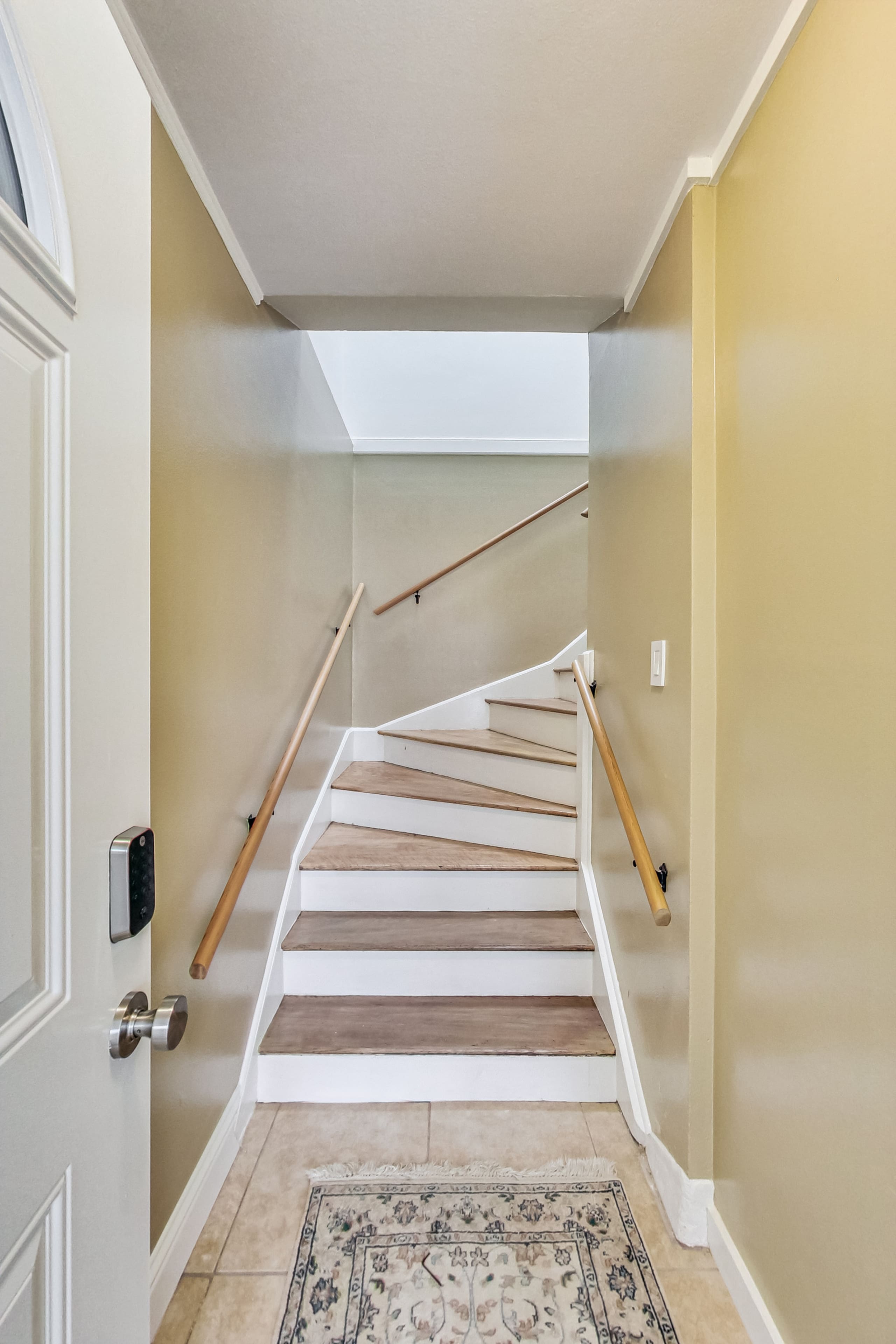 Home in San Francisco · ★4.6 · 3 bedrooms · 3 beds · 1 bath - Image 8