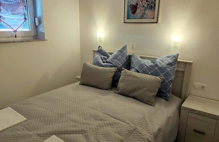 Bedroom 2, Surface: 11 m²