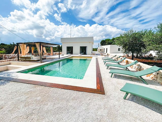 3695 Villa Kapoka by Perle di Puglia