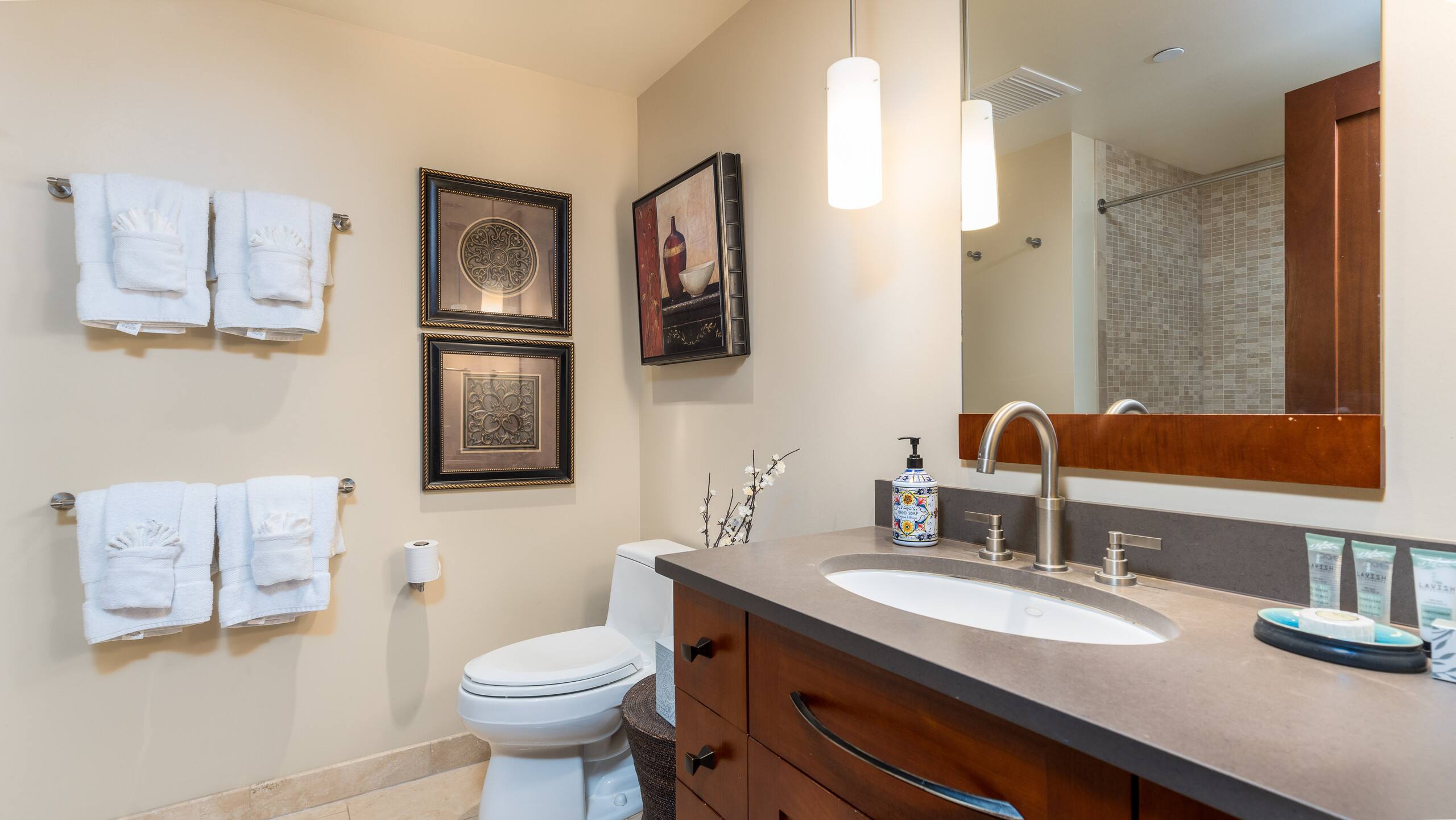 Condo in Kapolei · ★5.0 · 3 bedrooms · 4 beds · 2.5 shared baths - Image 20