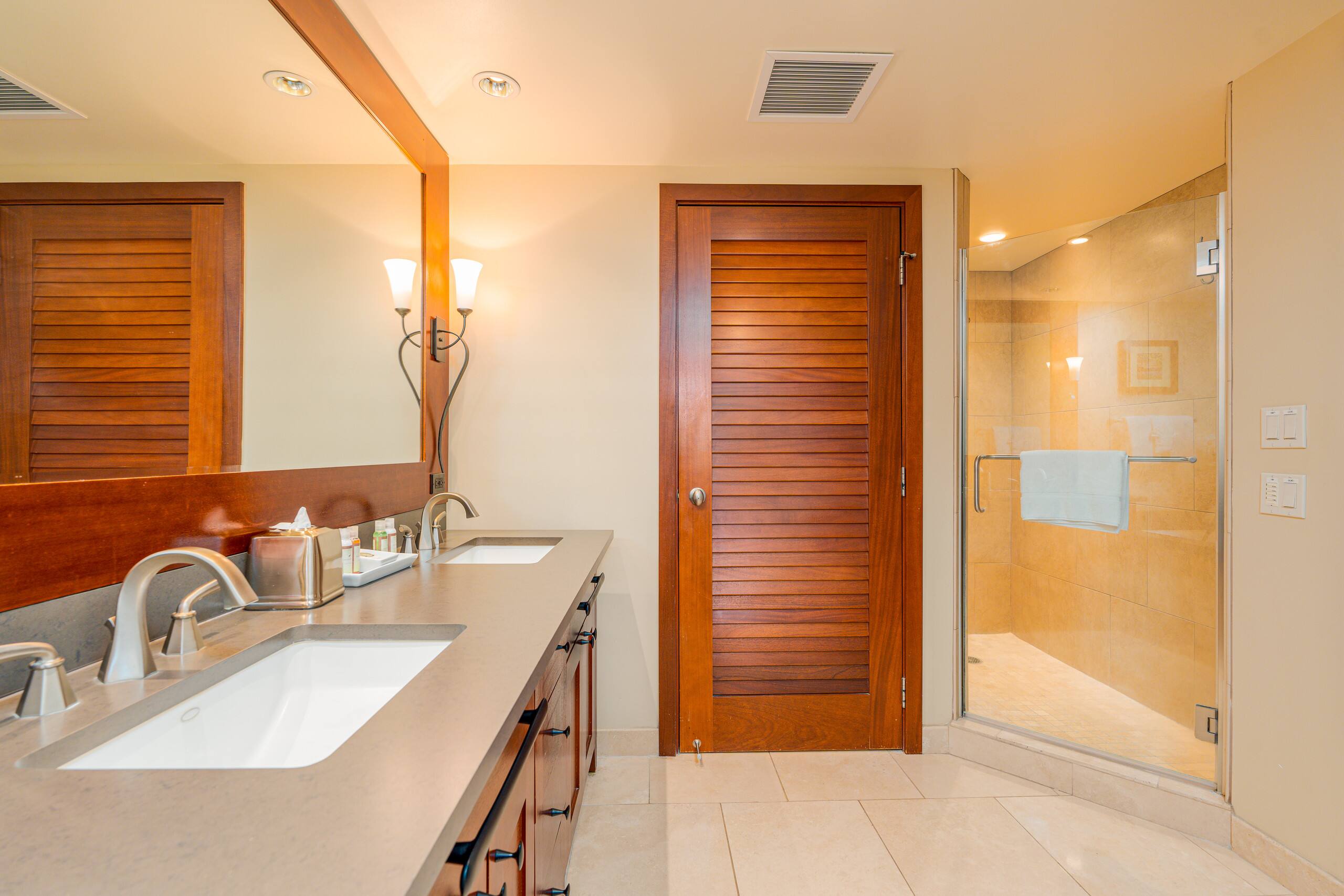 Condo in Kapolei · ★4.93 · 2 bedrooms · 3 beds · 2 shared baths - Image 7