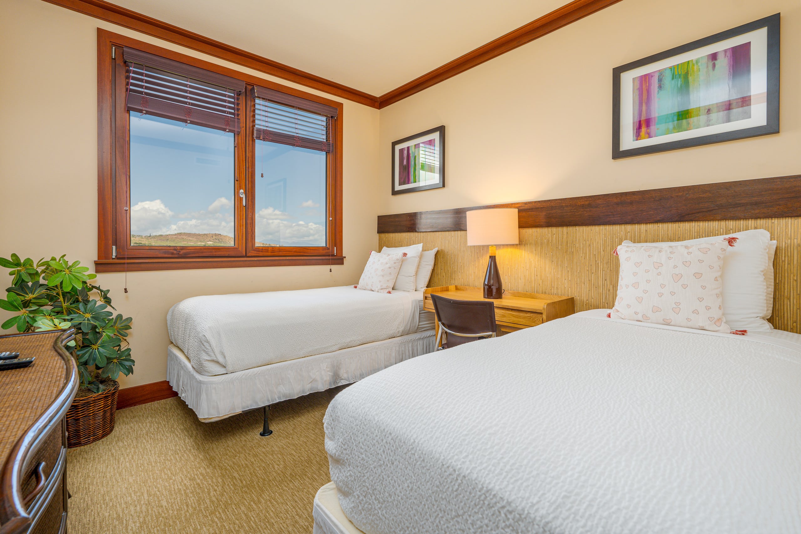 Condo in Kapolei · ★4.93 · 2 bedrooms · 3 beds · 2 shared baths - Image 4