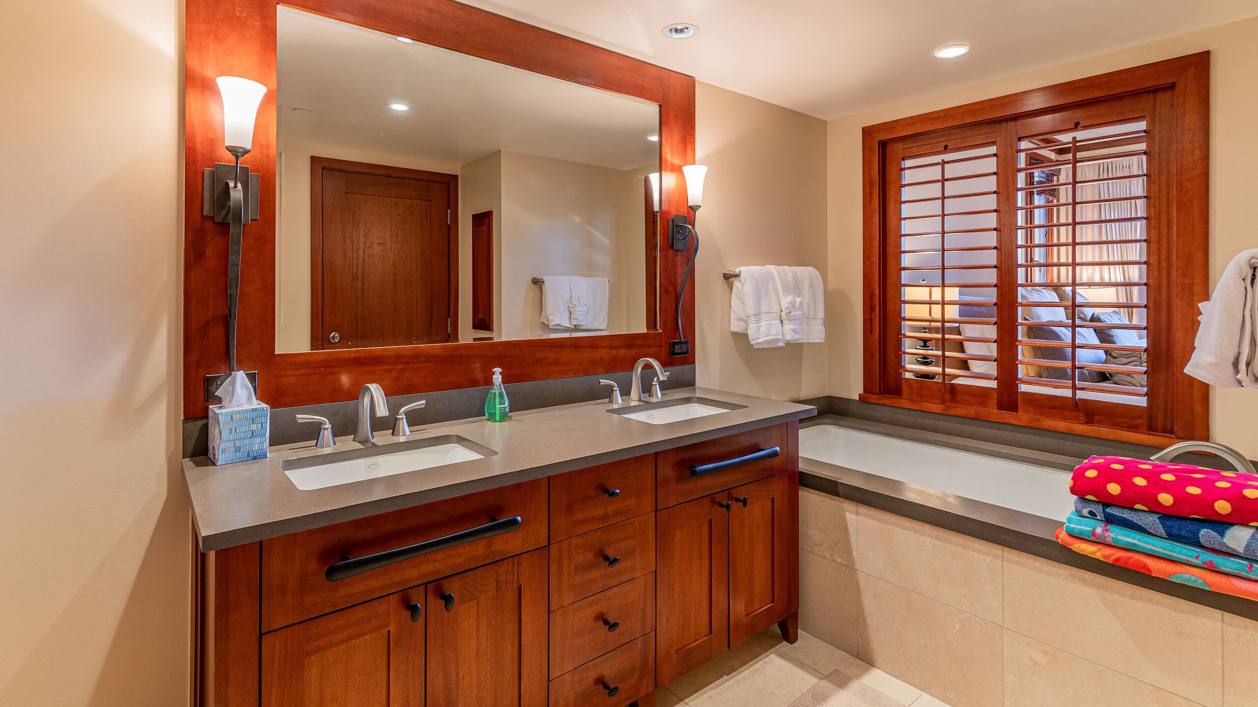 Condo in Kapolei · ★4.75 · 3 bedrooms · 4 beds · 2.5 shared baths - Image 10