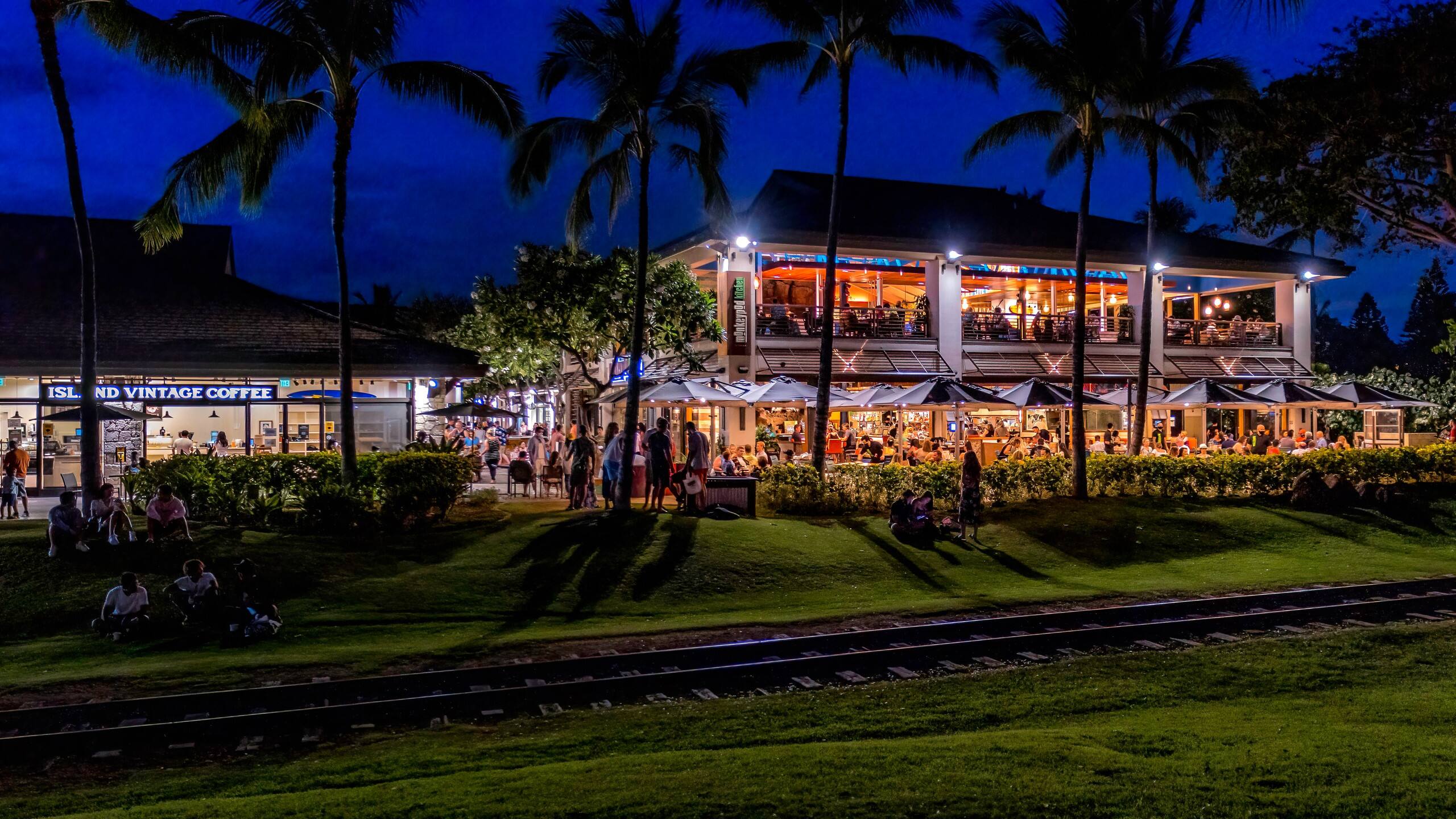 Condo in Kapolei · ★4.75 · 3 bedrooms · 4 beds · 2.5 shared baths - Image 32
