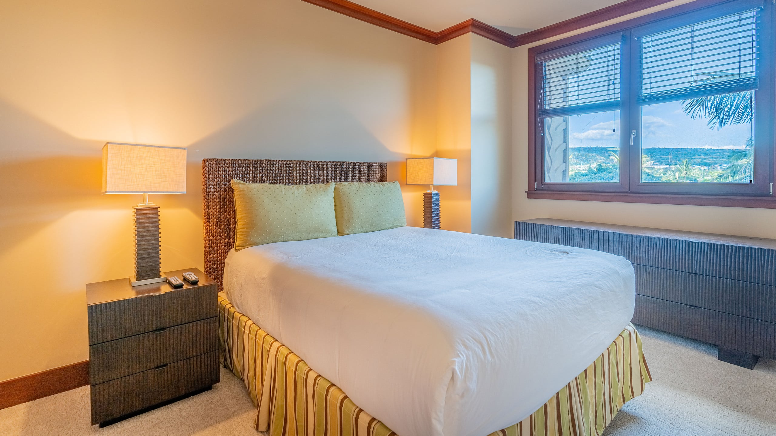 Condo in Kapolei · ★4.75 · 3 bedrooms · 4 beds · 2.5 shared baths - Image 7