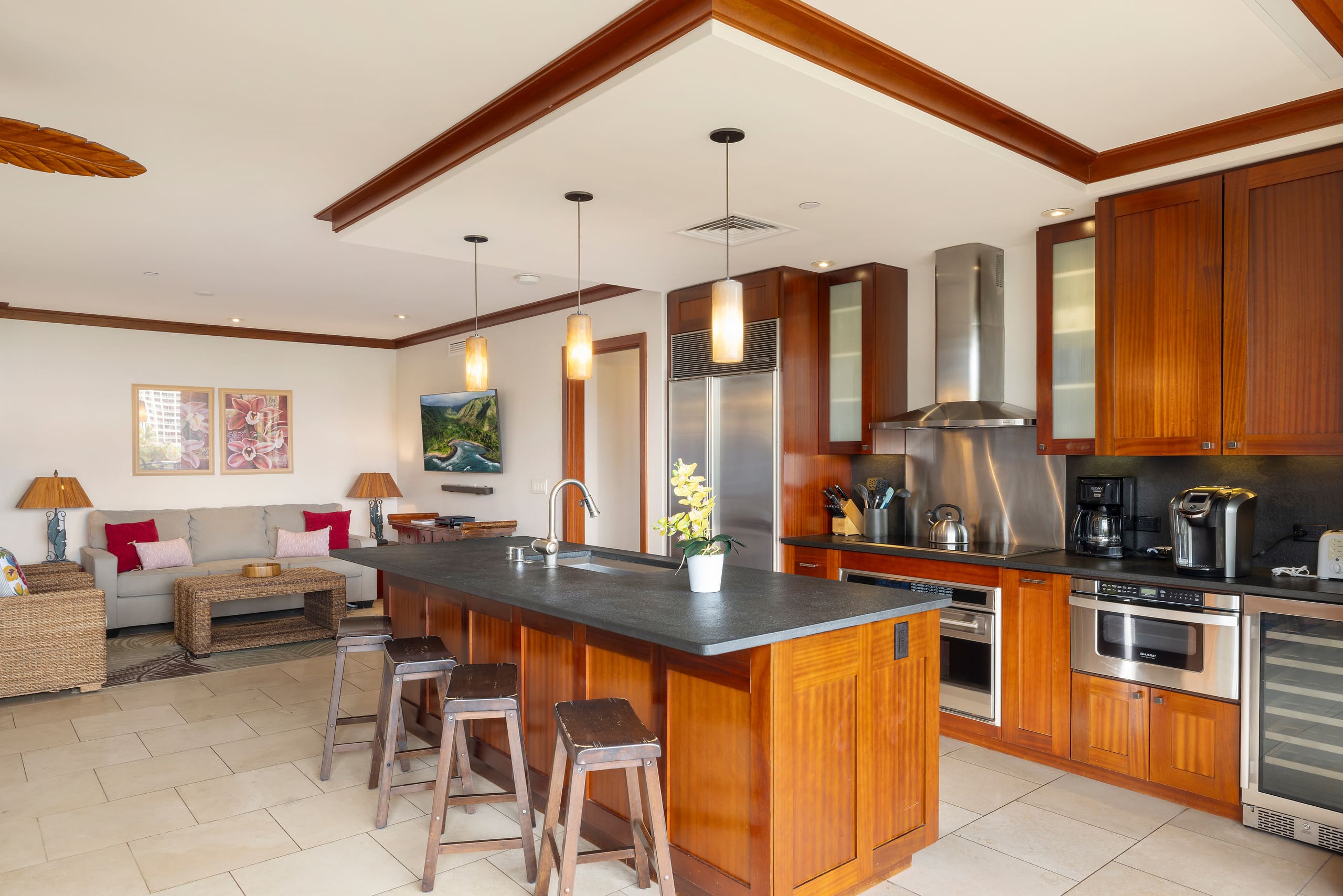 Condo in Kapolei · ★4.89 · 2 bedrooms · 3 beds · 2 shared baths - Image 11