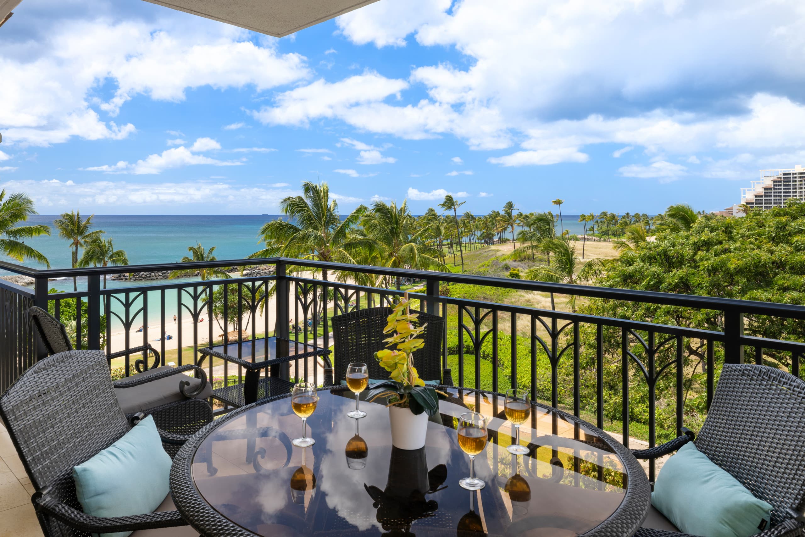 Condo in Kapolei · ★4.89 · 2 bedrooms · 3 beds · 2 shared baths - Image 5