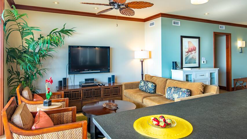 Ko Olina Beach Villas 609: Beach & Sunset Views gallery image 4