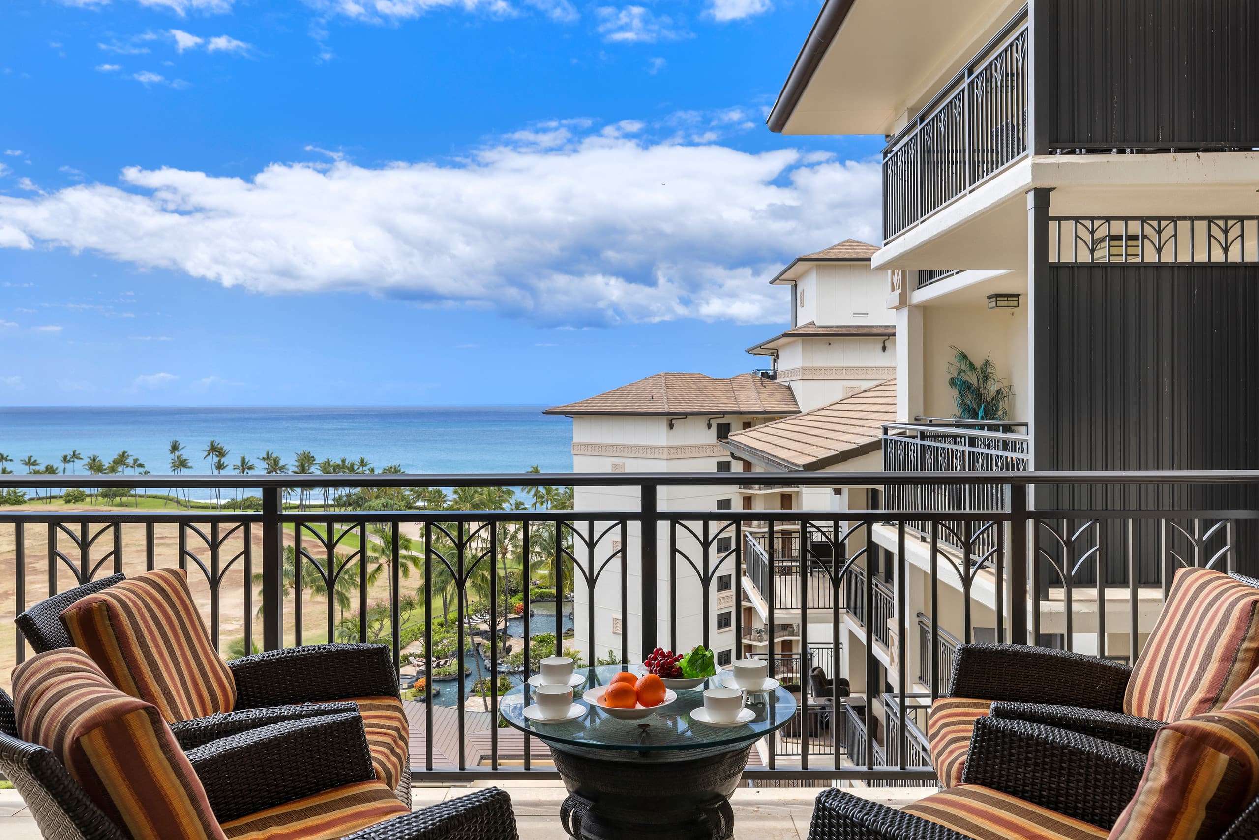 Condo in Kapolei · ★5.0 · 2 bedrooms · 3 beds · 2 private baths - Image 1