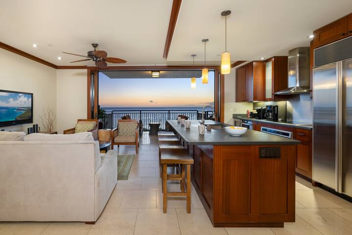 Ko Olina Beach Villas 610: Oceanfront Bliss gallery image 2