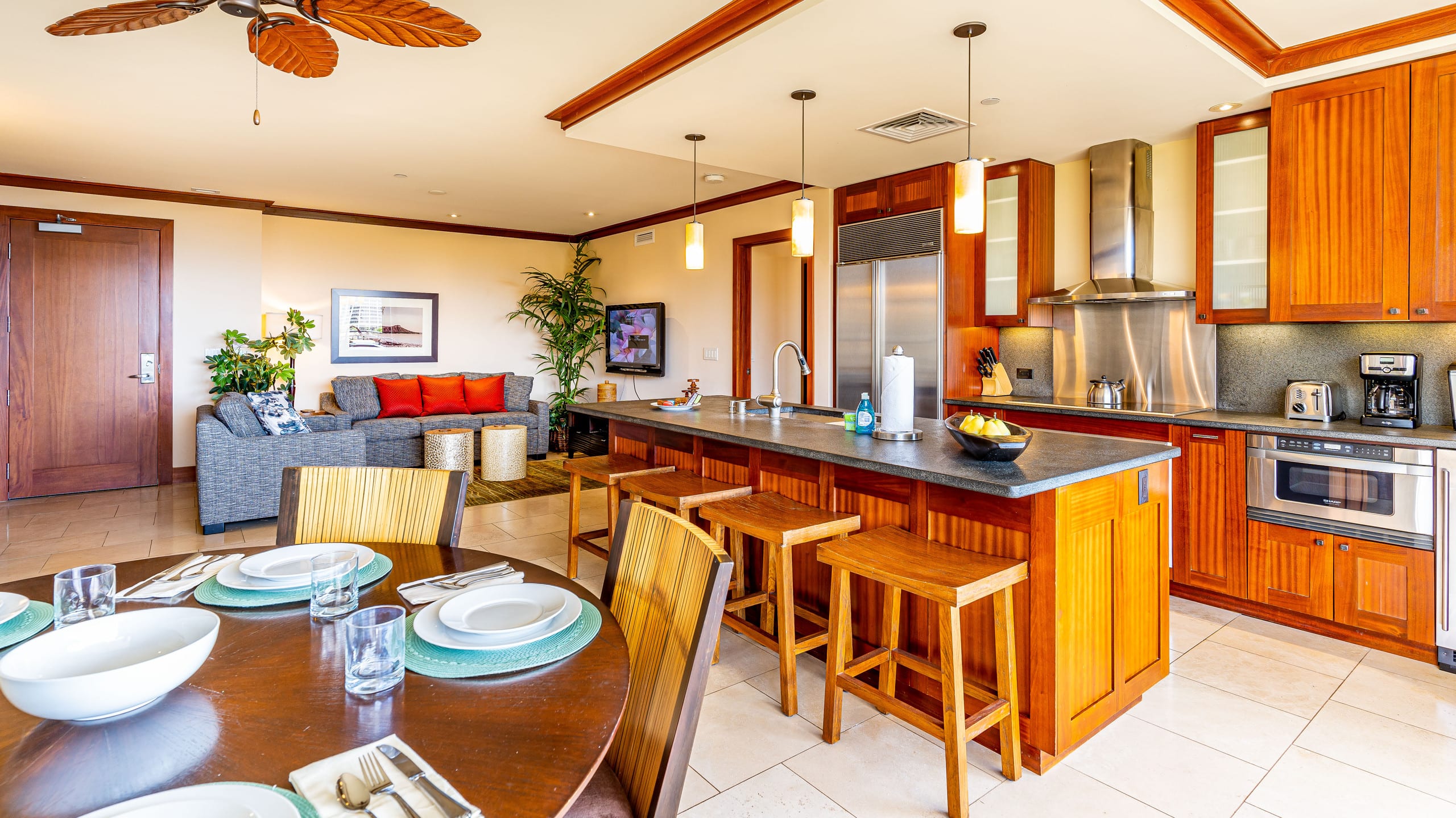 Condo in Kapolei · ★5.0 · 2 bedrooms · 4 beds · 2 shared baths - Image 3