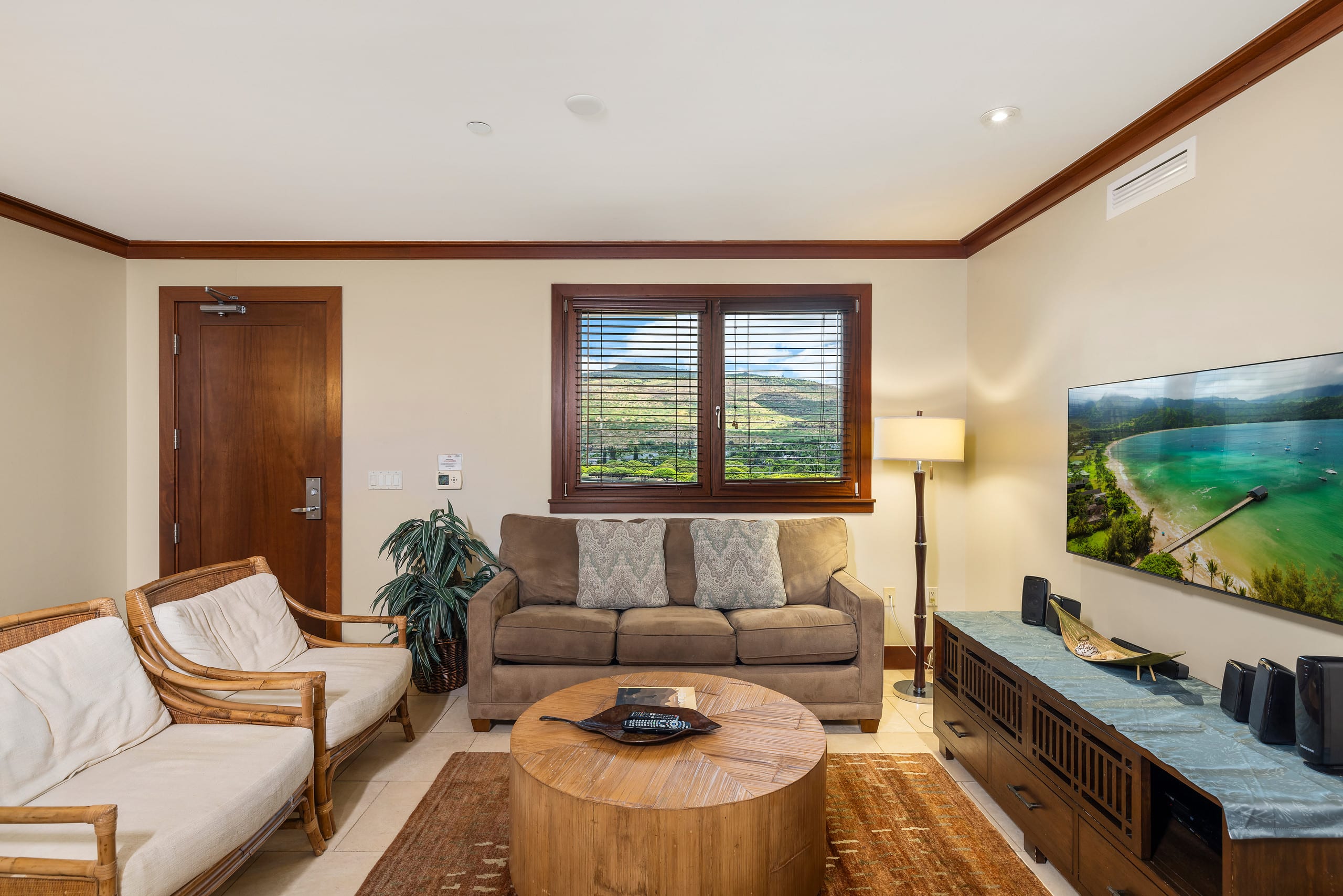 Condo in Kapolei · ★4.92 · 3 bedrooms · 5 beds · 3 shared baths - Image 11