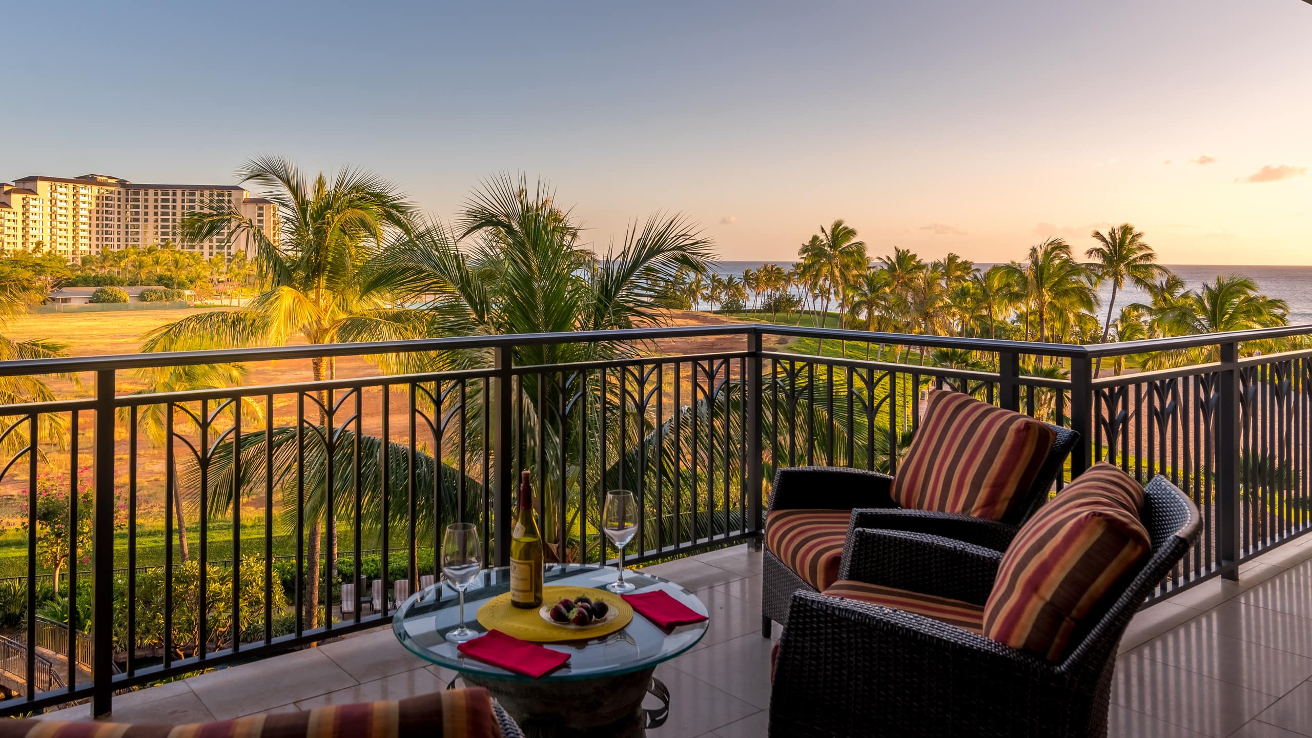 Condo in Kapolei · ★5.0 · 2 bedrooms · 3 beds · 2 shared baths - Image 1
