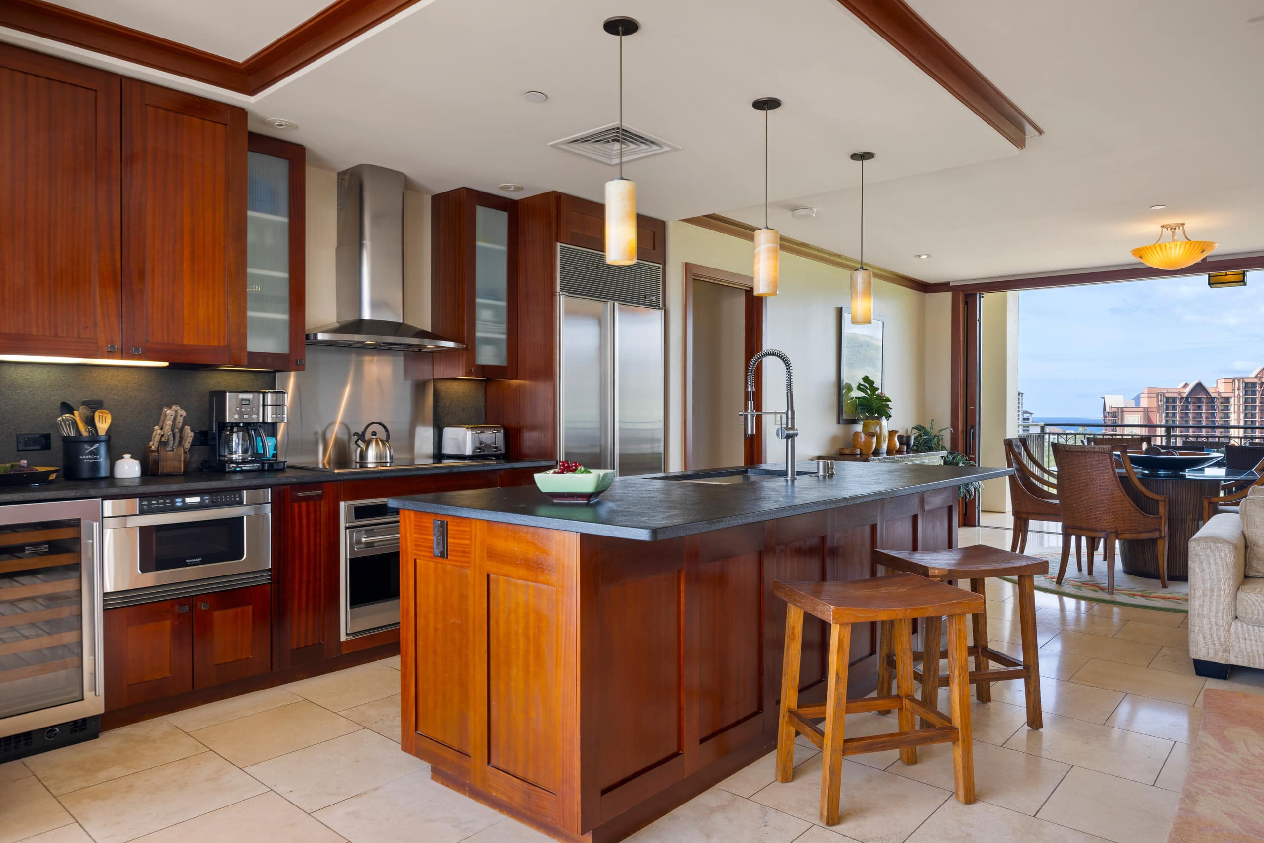 Condo in Kapolei · ★4.8 · 3 bedrooms · 4 beds · 3 shared baths - Image 5