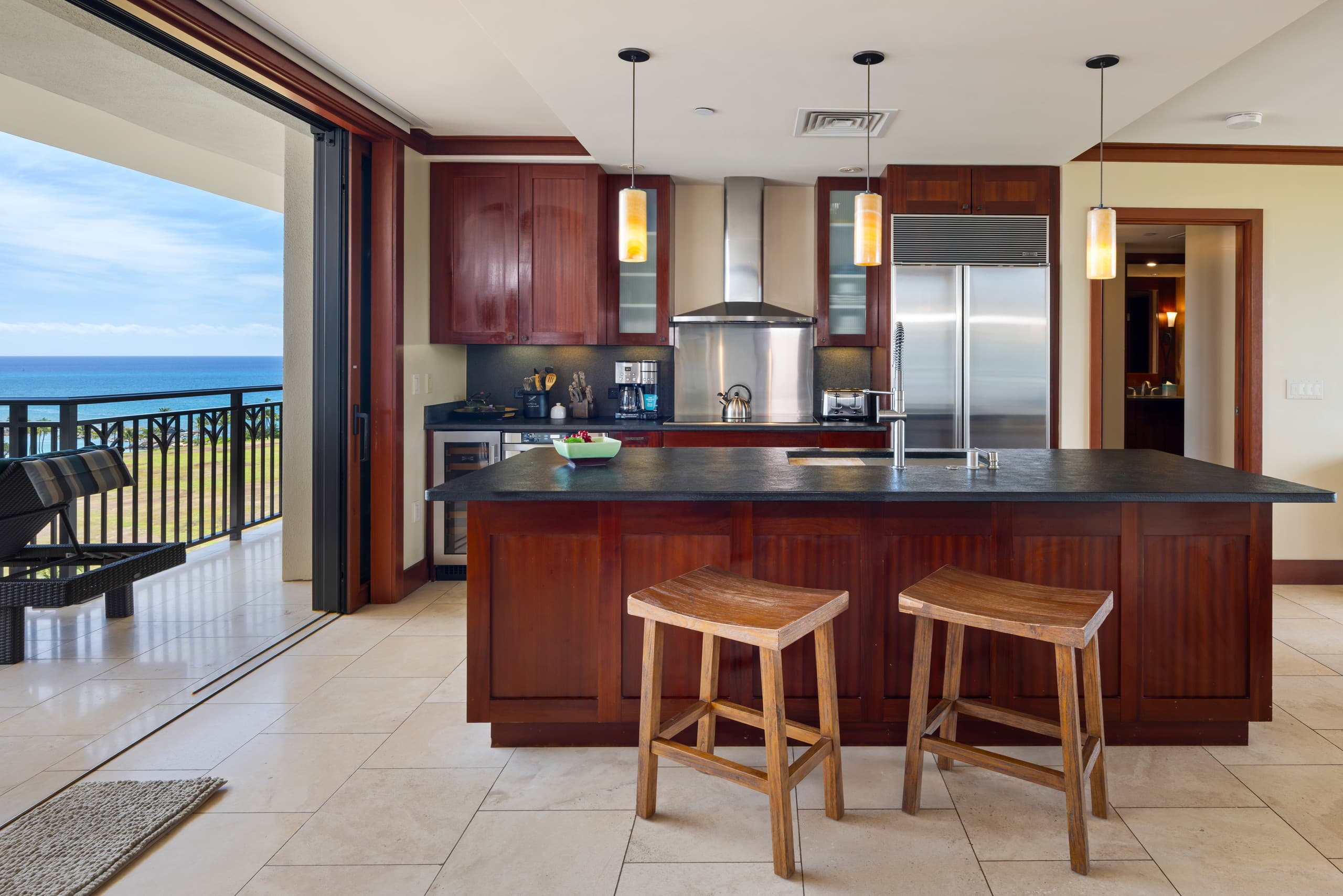 Condo in Kapolei · ★4.8 · 3 bedrooms · 4 beds · 3 shared baths - Image 10