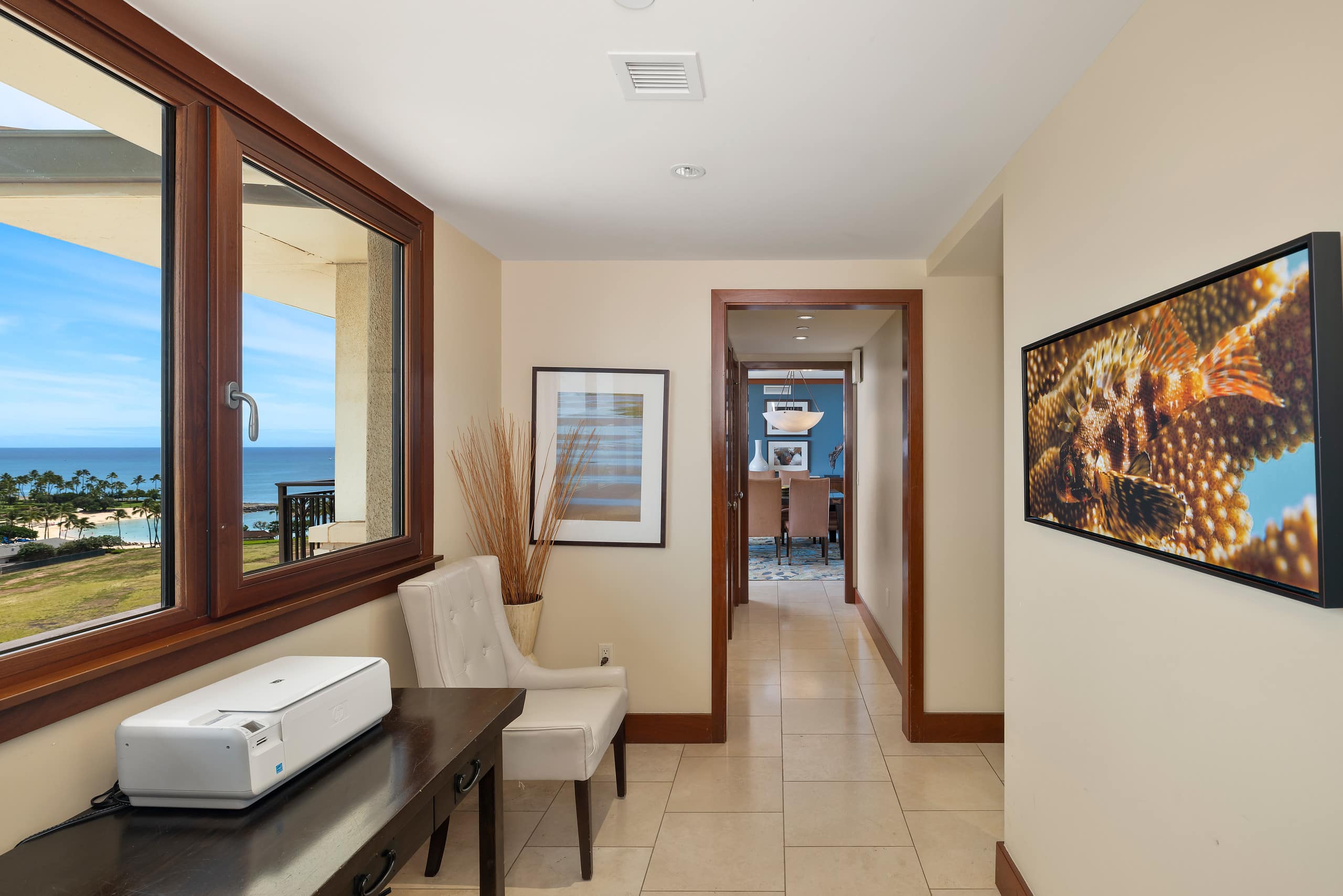 Condo in Kapolei · ★5.0 · 3 bedrooms · 4 beds · 3 shared baths - Image 14