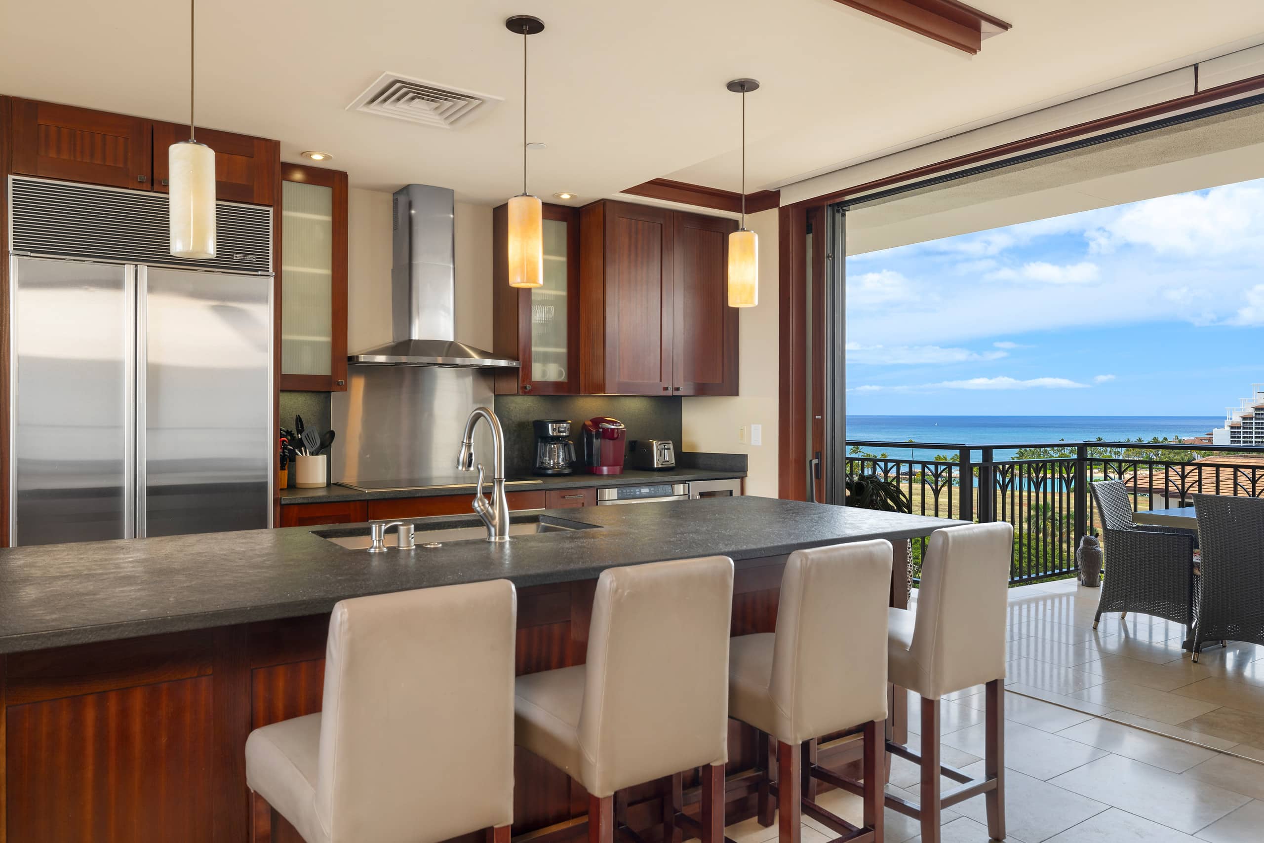 Condo in Kapolei · ★5.0 · 3 bedrooms · 4 beds · 3 shared baths - Image 5
