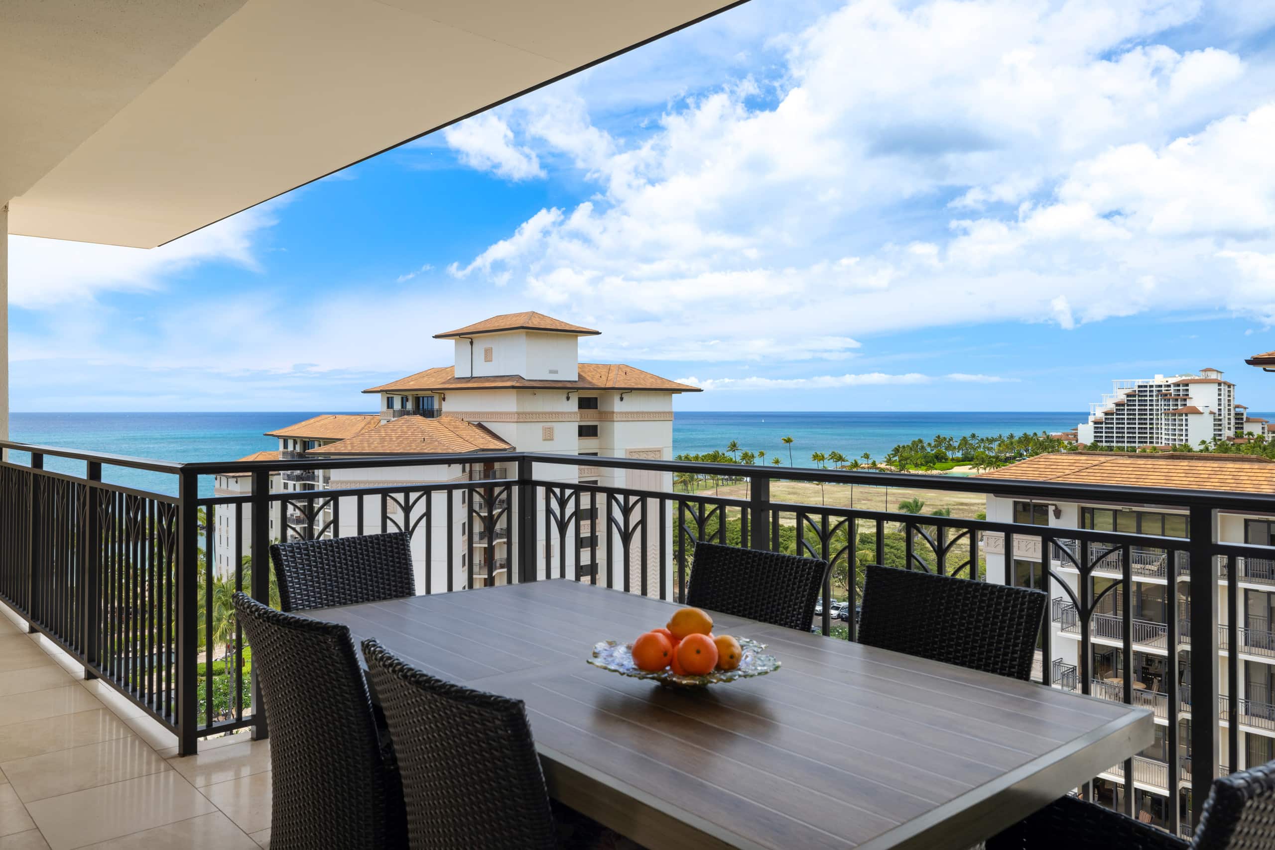 Condo in Kapolei · ★5.0 · 3 bedrooms · 4 beds · 3 shared baths - Image 1
