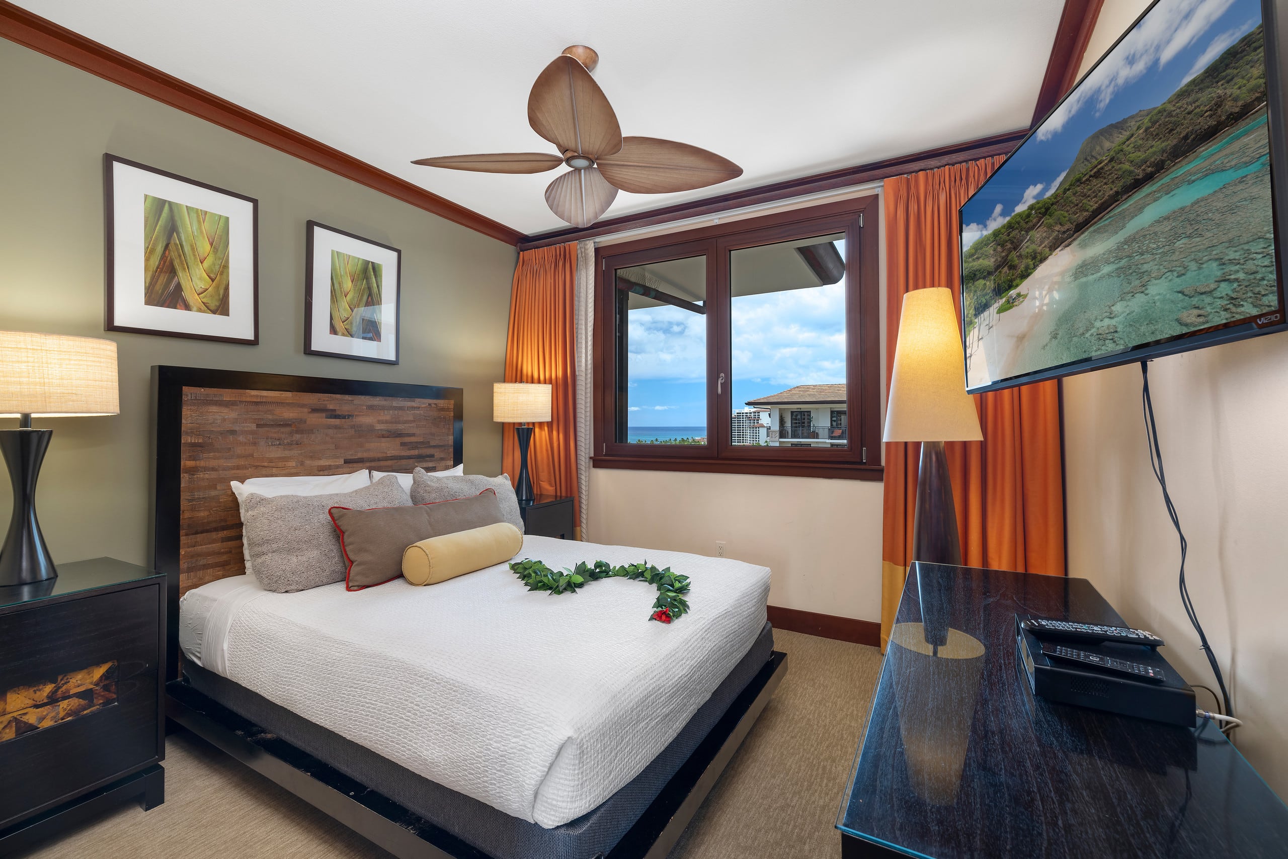 Condo in Kapolei · ★5.0 · 3 bedrooms · 4 beds · 3 shared baths - Image 16