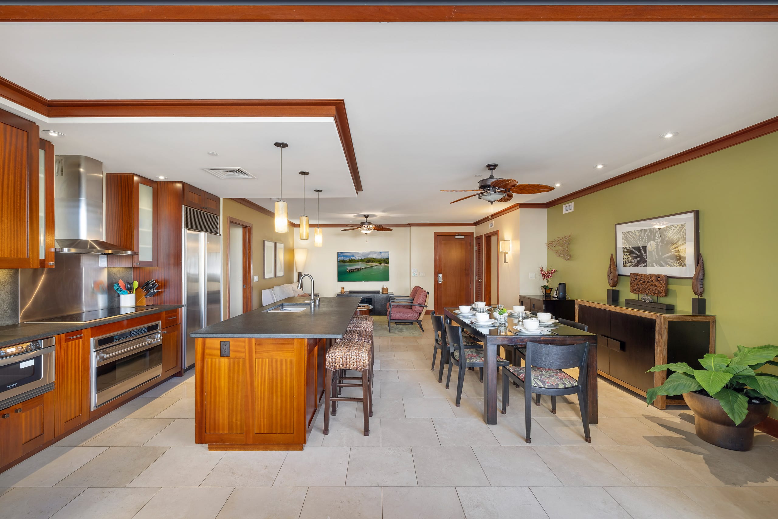 Condo in Kapolei · ★4.96 · 2 bedrooms · 3 beds · 2 shared baths - Image 10