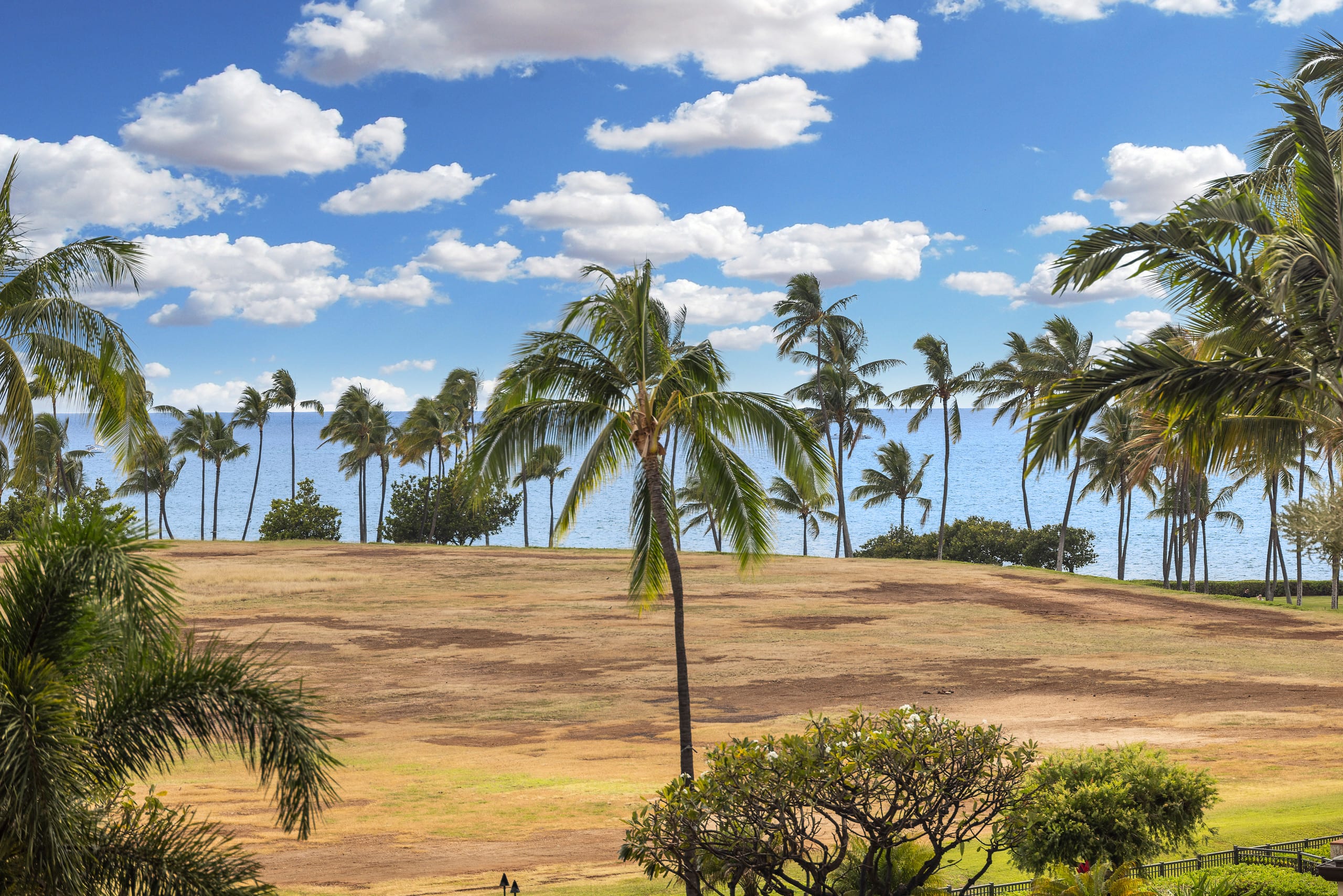Condo in Kapolei · ★4.96 · 3 bedrooms · 4 beds · 2.5 baths - Image 41