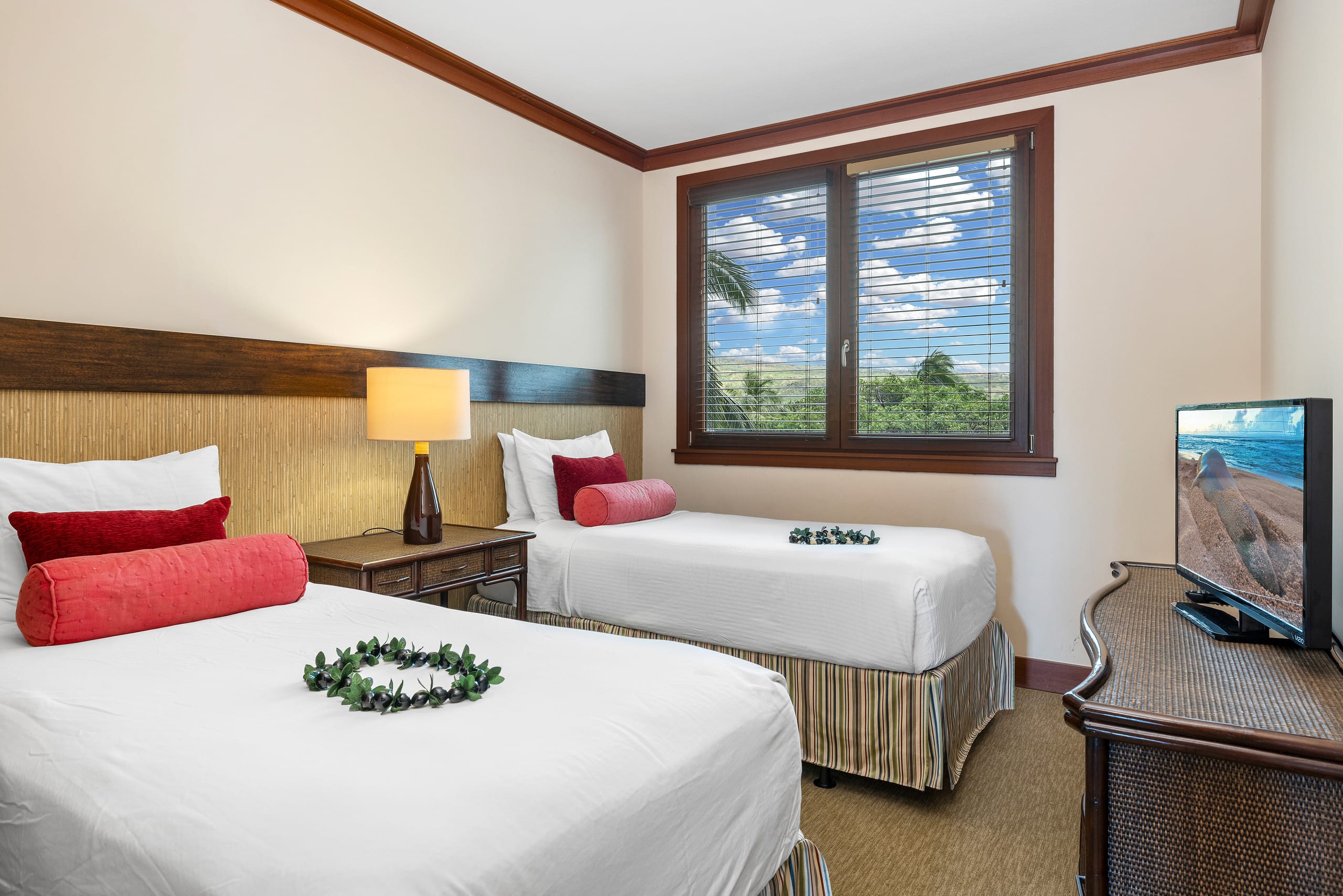 Condo in Kapolei · ★4.96 · 3 bedrooms · 4 beds · 2.5 baths - Image 2
