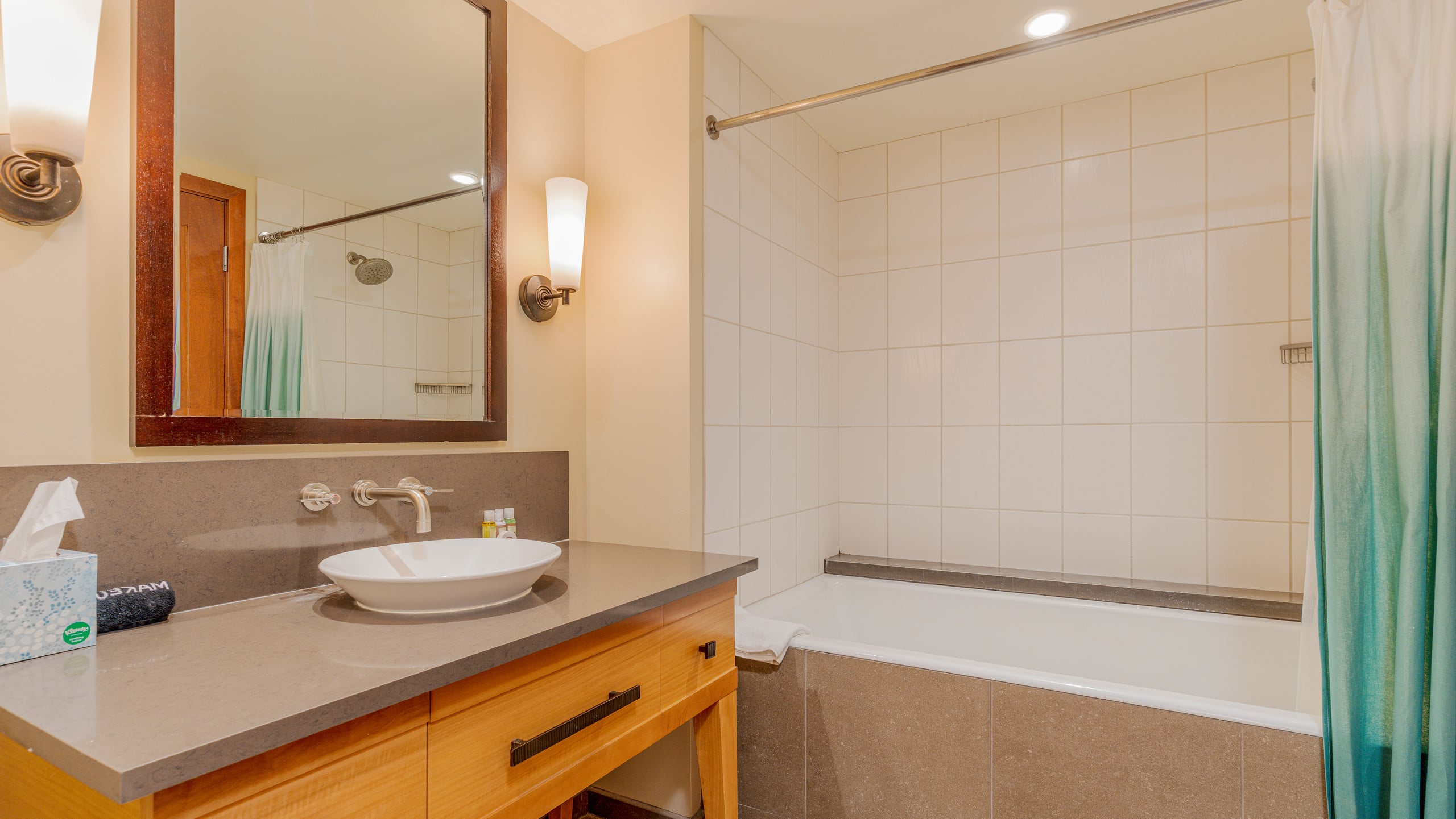 Condo in Kapolei · ★4.92 · 2 bedrooms · 3 beds · 2 shared baths - Image 4