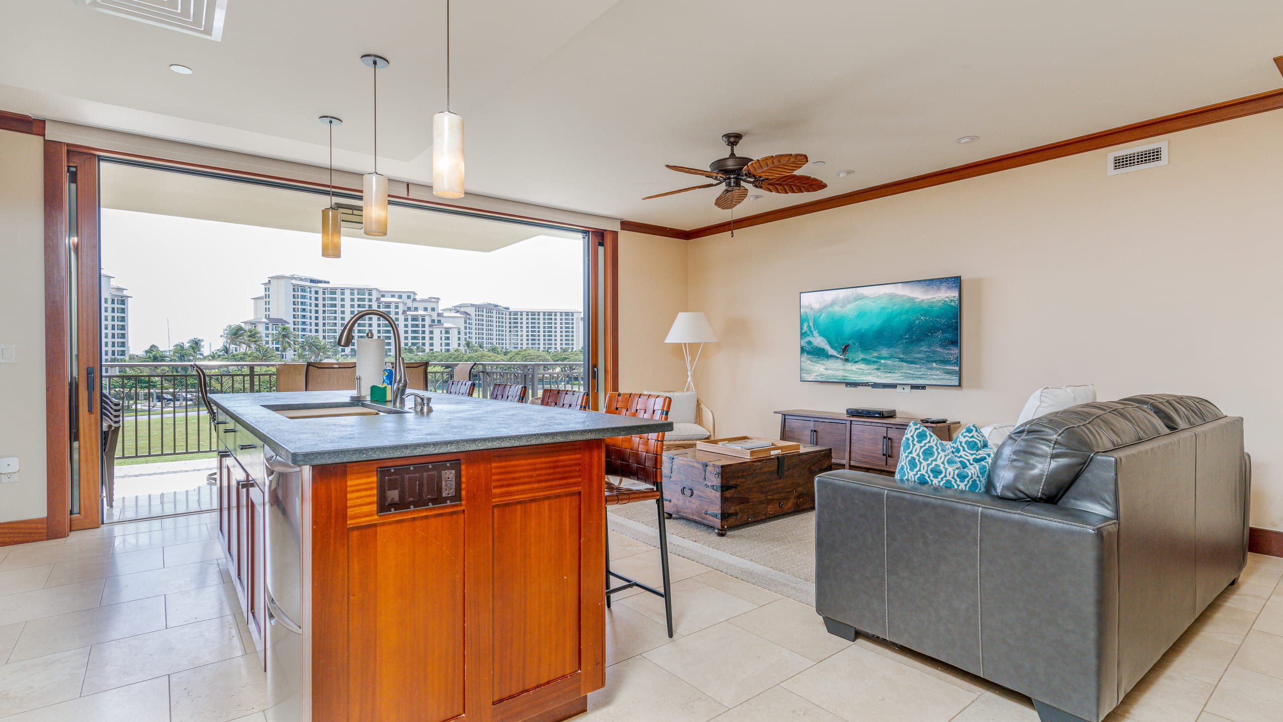 Condo in Kapolei · ★4.92 · 2 bedrooms · 3 beds · 2 shared baths - Image 8