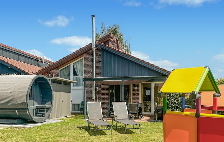 Gorgeous home in Haren with sauna