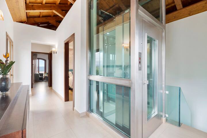 Luxurious Villa Liandri – 600 m² Resort gallery image 2