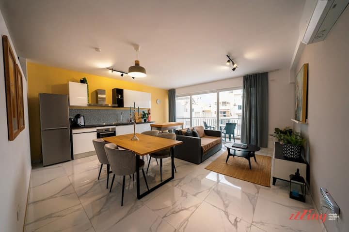 A Stylish St. Paul's Holiday Home With City Views - Malta