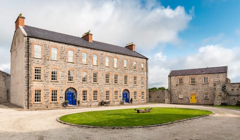 Beautifully restored soldier's barracks sleeps 10