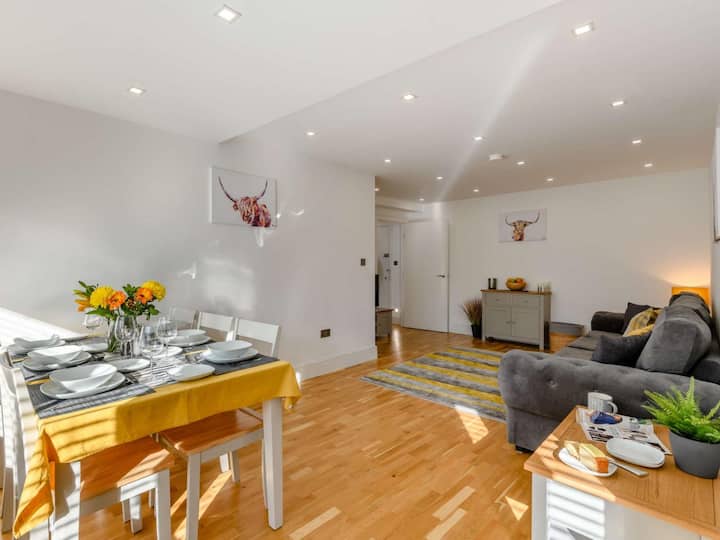 2 Bed In Lyndhurst (Oc-86768) - 린드허스트