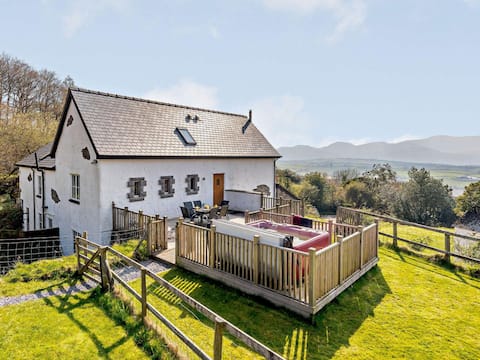 3 Bed in Colwyn Bay (oc-74146)