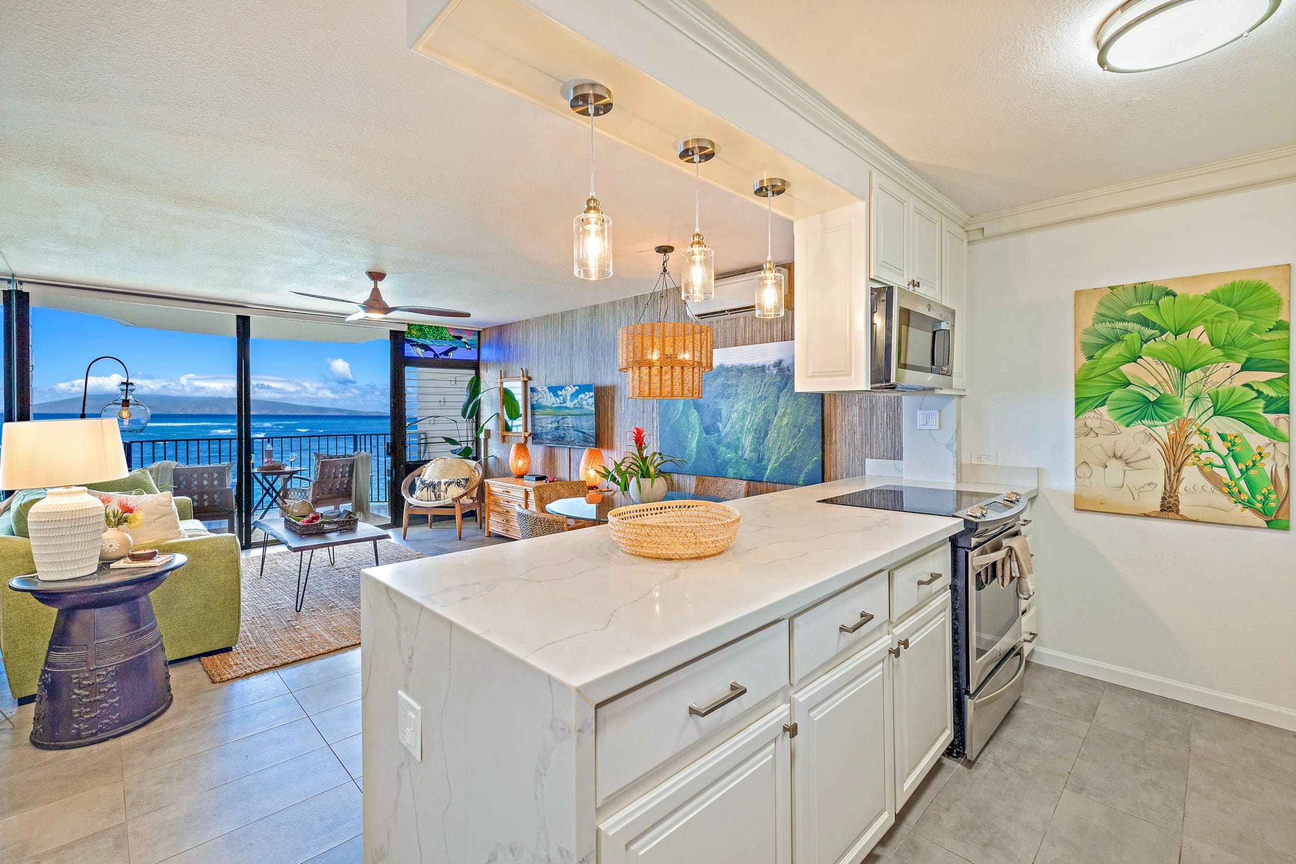 Condo in Lahaina · ★4.98 · 1 bedroom · 2 beds · 1 bath - Image 6