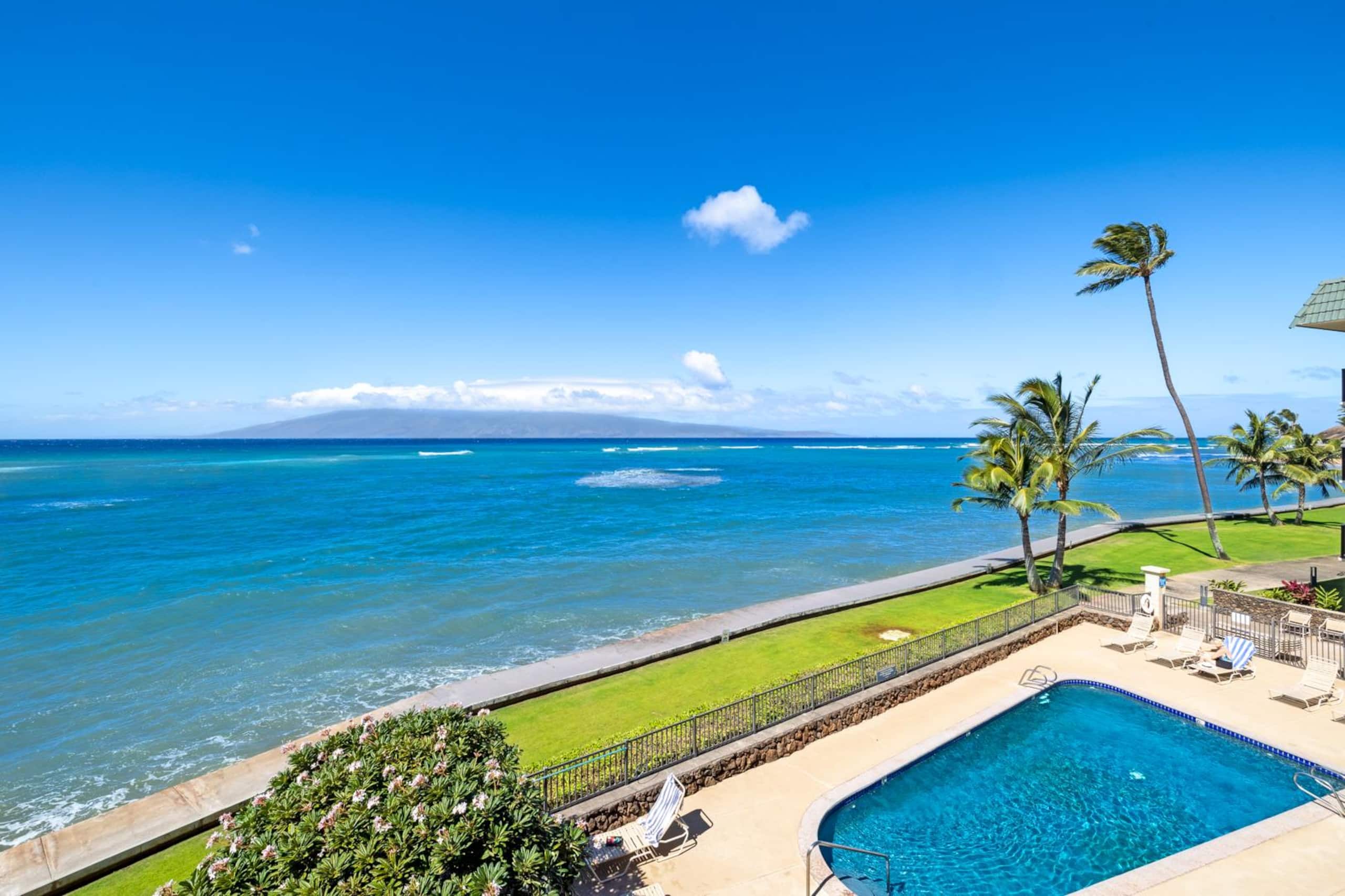 Condo in Lahaina · ★4.98 · 1 bedroom · 2 beds · 1 bath - Image 24