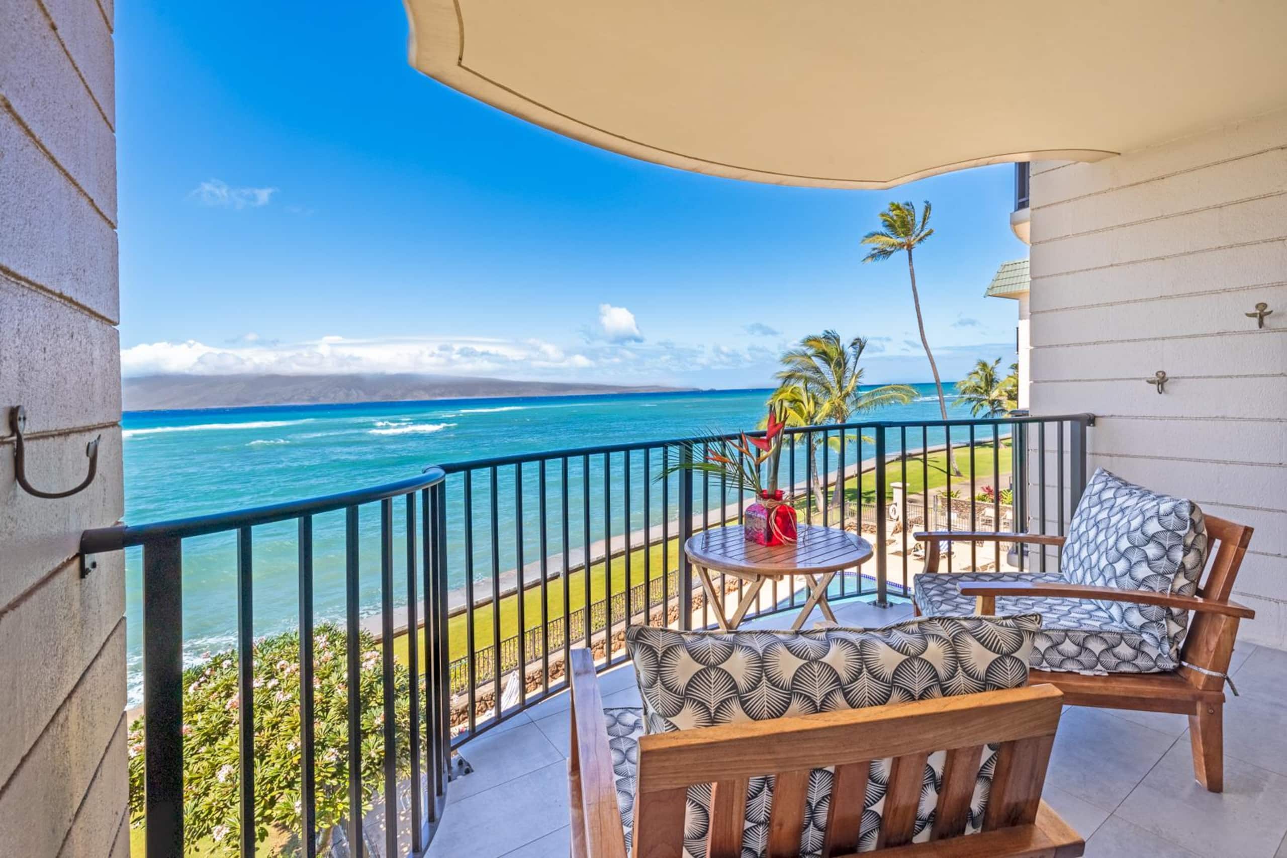 Condo in Lahaina · ★4.98 · 1 bedroom · 2 beds · 1 bath - Image 32