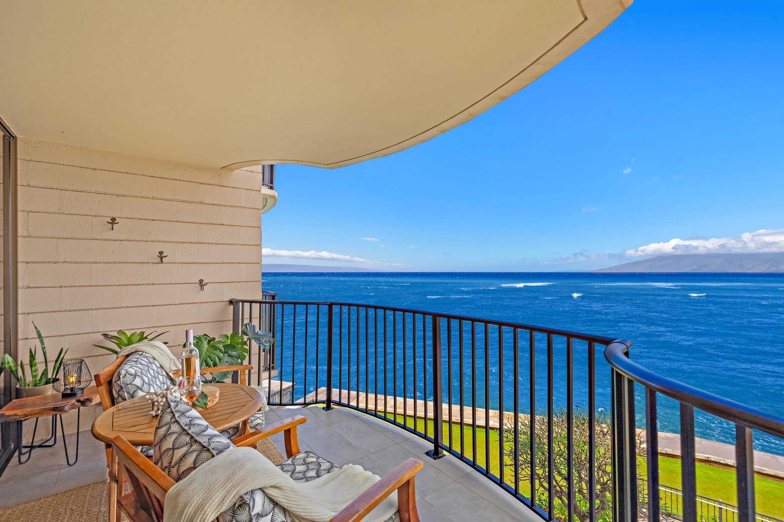 Condo in Lahaina · ★4.98 · 1 bedroom · 2 beds · 1 bath - Image 26