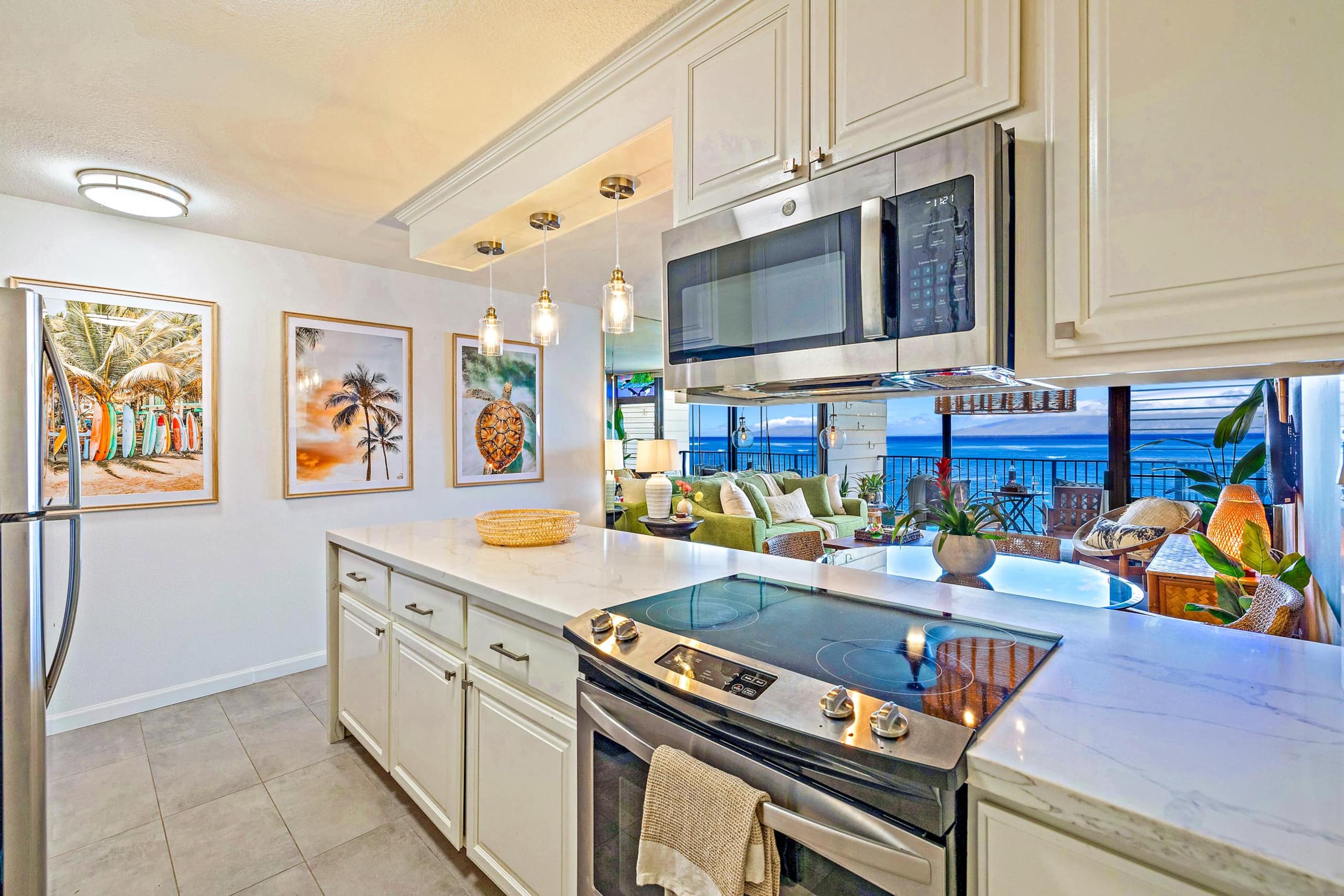 Condo in Lahaina · ★4.98 · 1 bedroom · 2 beds · 1 bath - Image 5