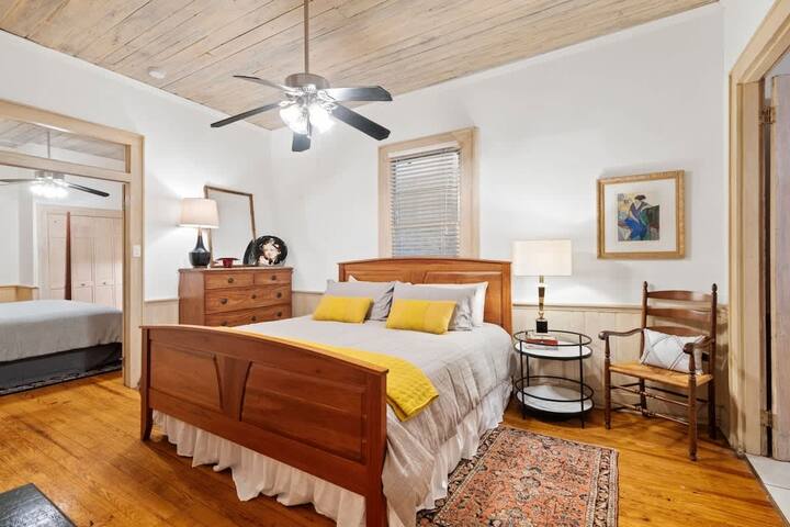 Eclectic Double Shotgun | Large Private Backyard gallery image 5