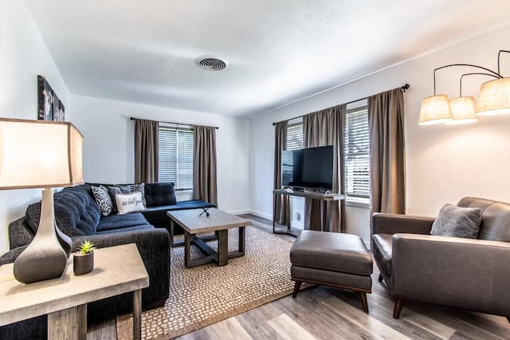 Gulfside Getaway Awaits - Corpus Christi, TX