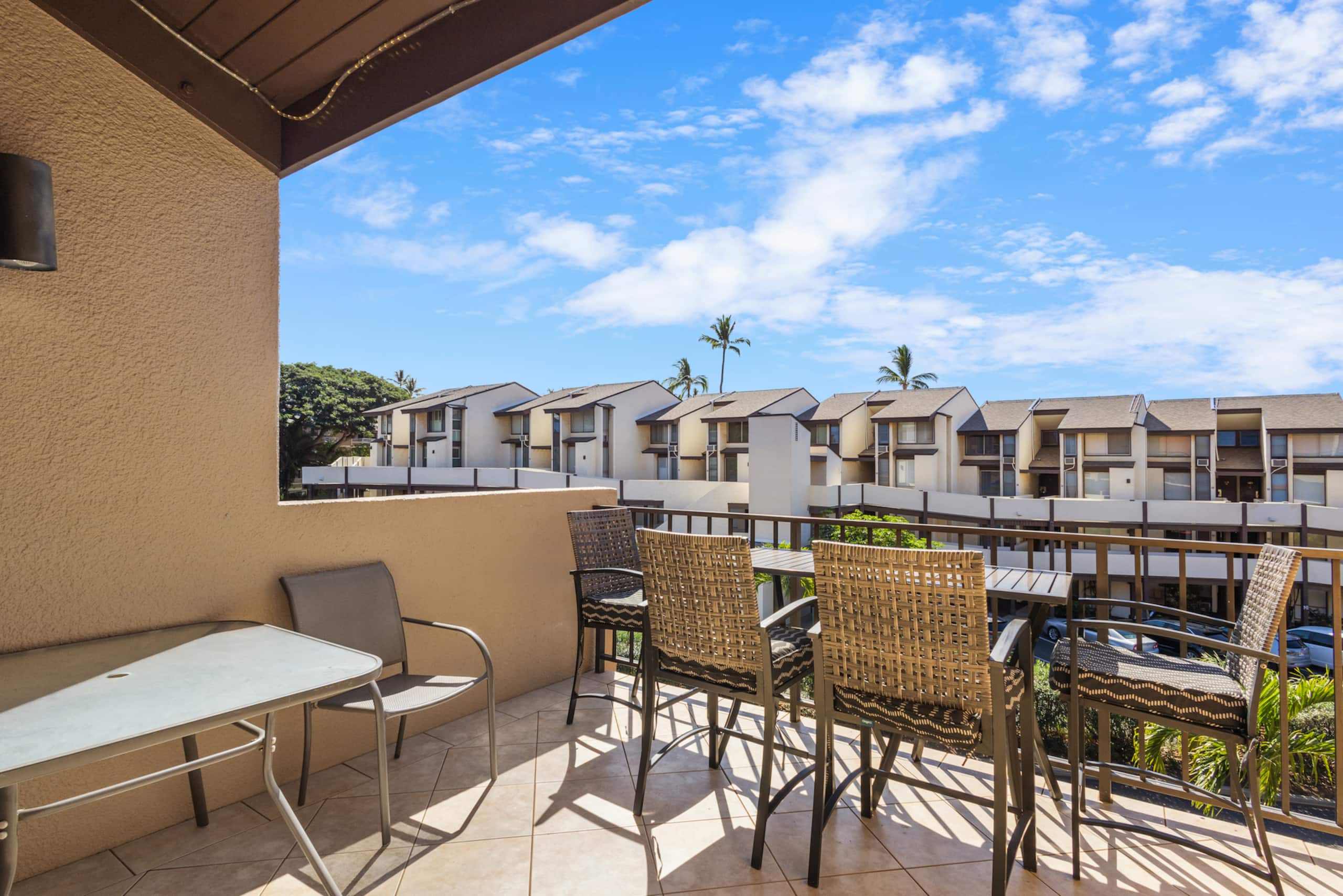 Luxury Aloha Spirit Oceanview Penthouse Sleeps 5 - Image 28