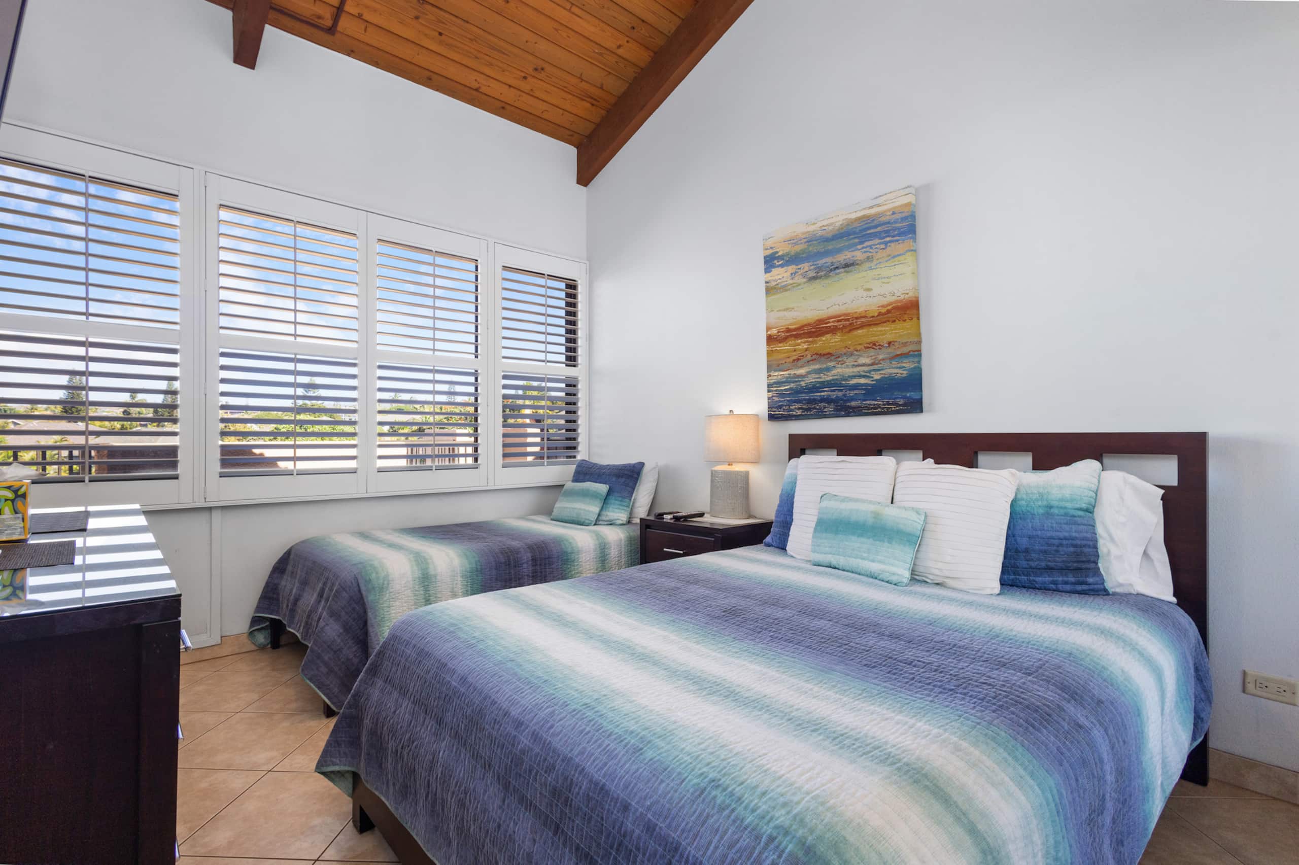 Luxury Aloha Spirit Oceanview Penthouse Sleeps 5 - Image 22